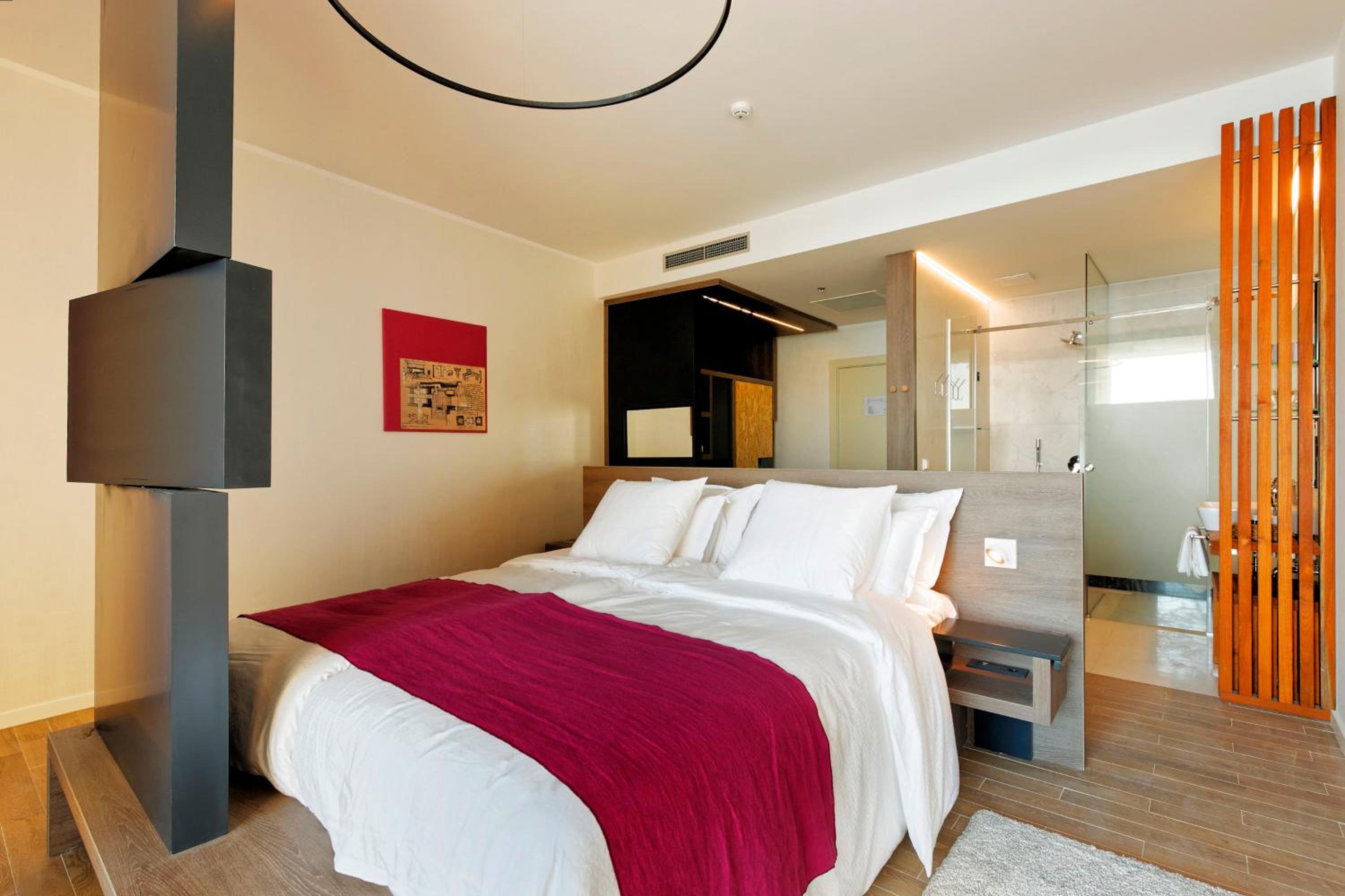 Quarto Duplo ou Twin Superior Plus com Varanda e Vista para o Mar