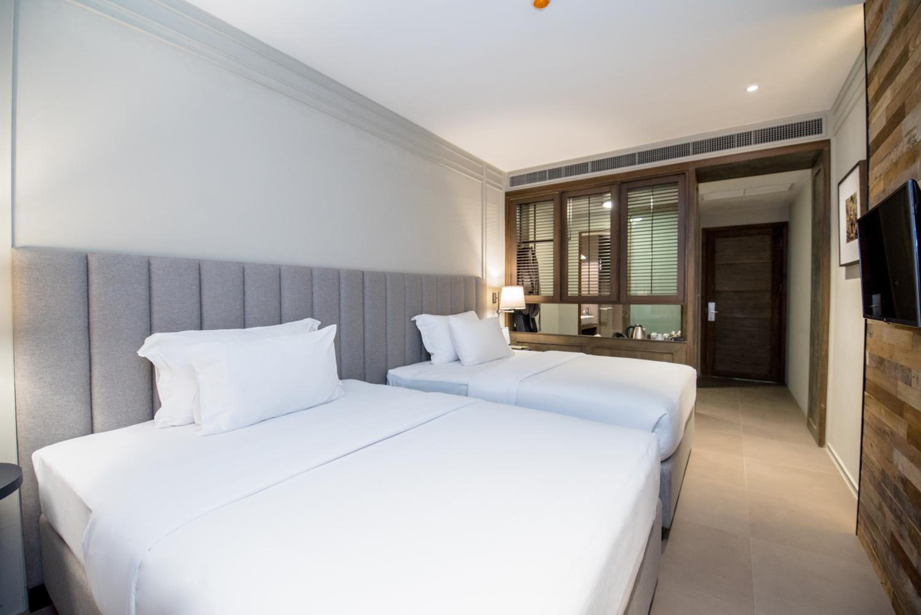 Superior Double or Twin Room photo 3