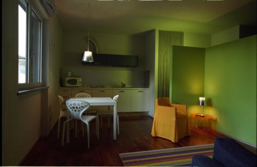 One-Bedroom Apartment (2 Adults) - Photo 44