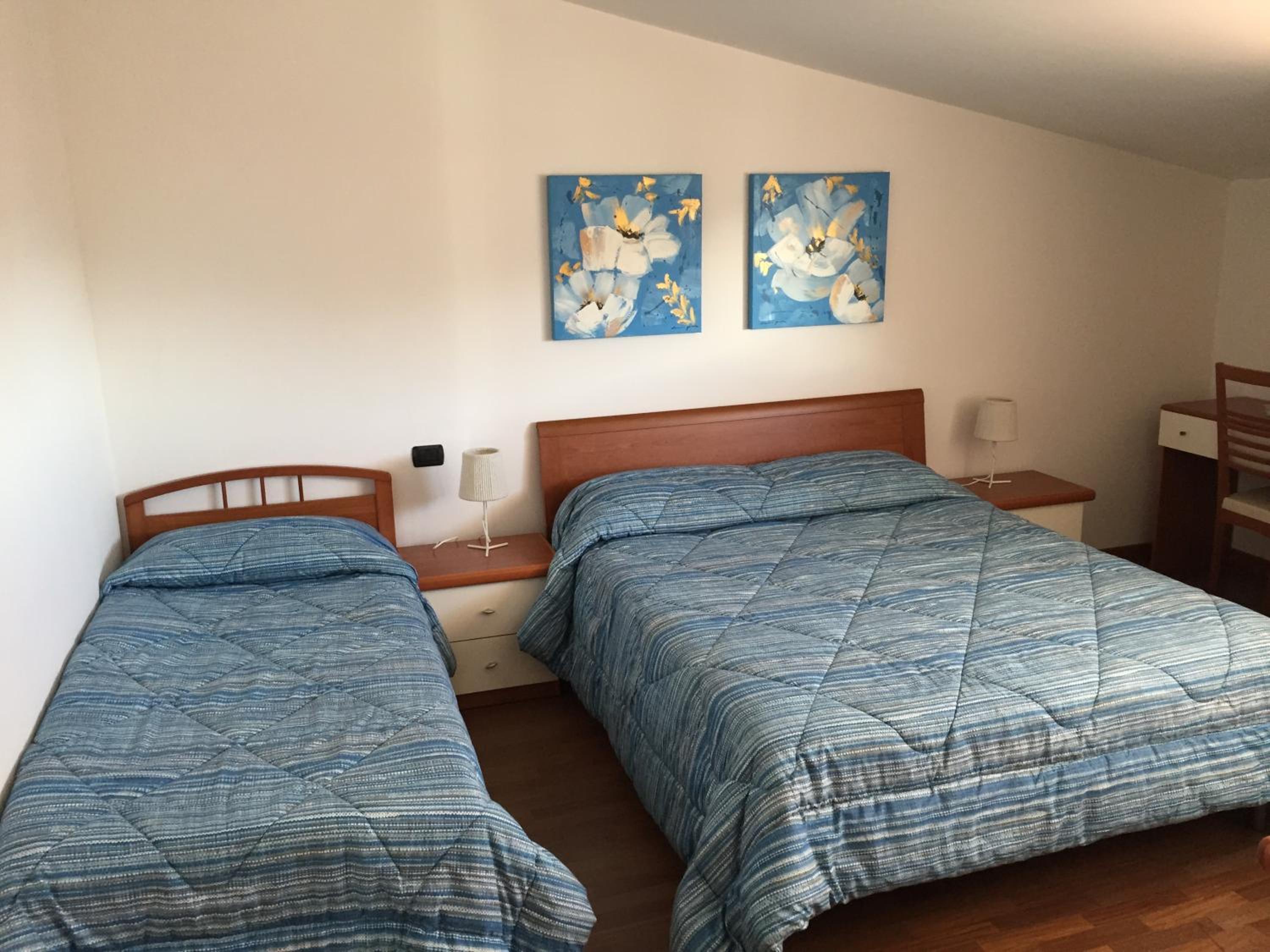 Standard Triple Room - Photo 3