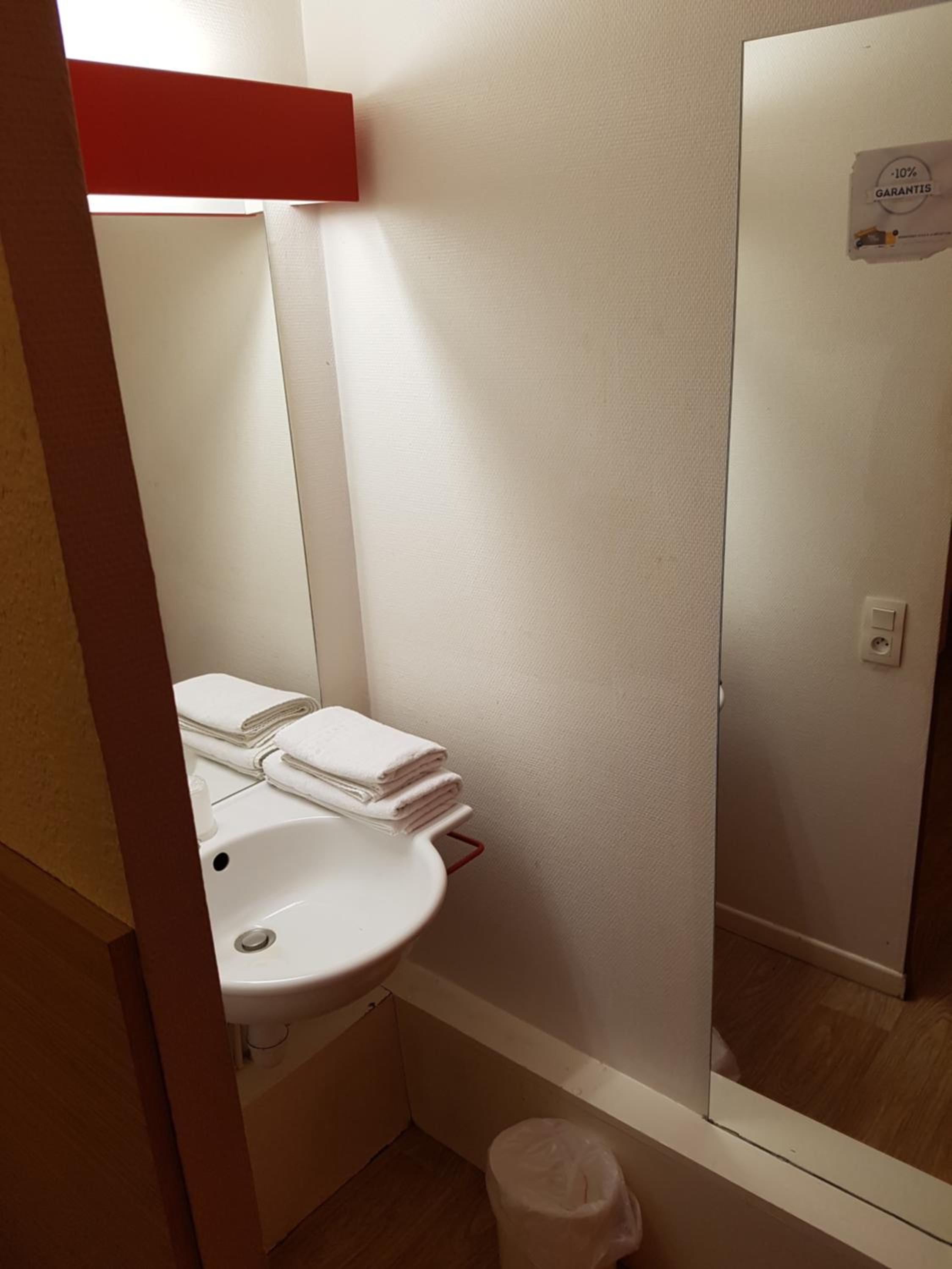 Double Room - Photo 2