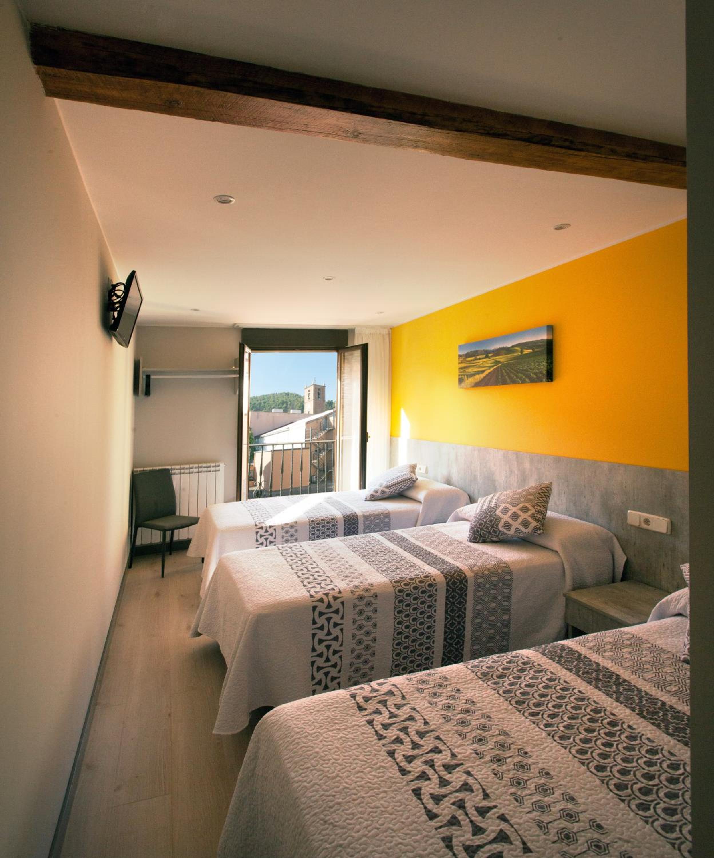 Habitación Triple con Baño Privado