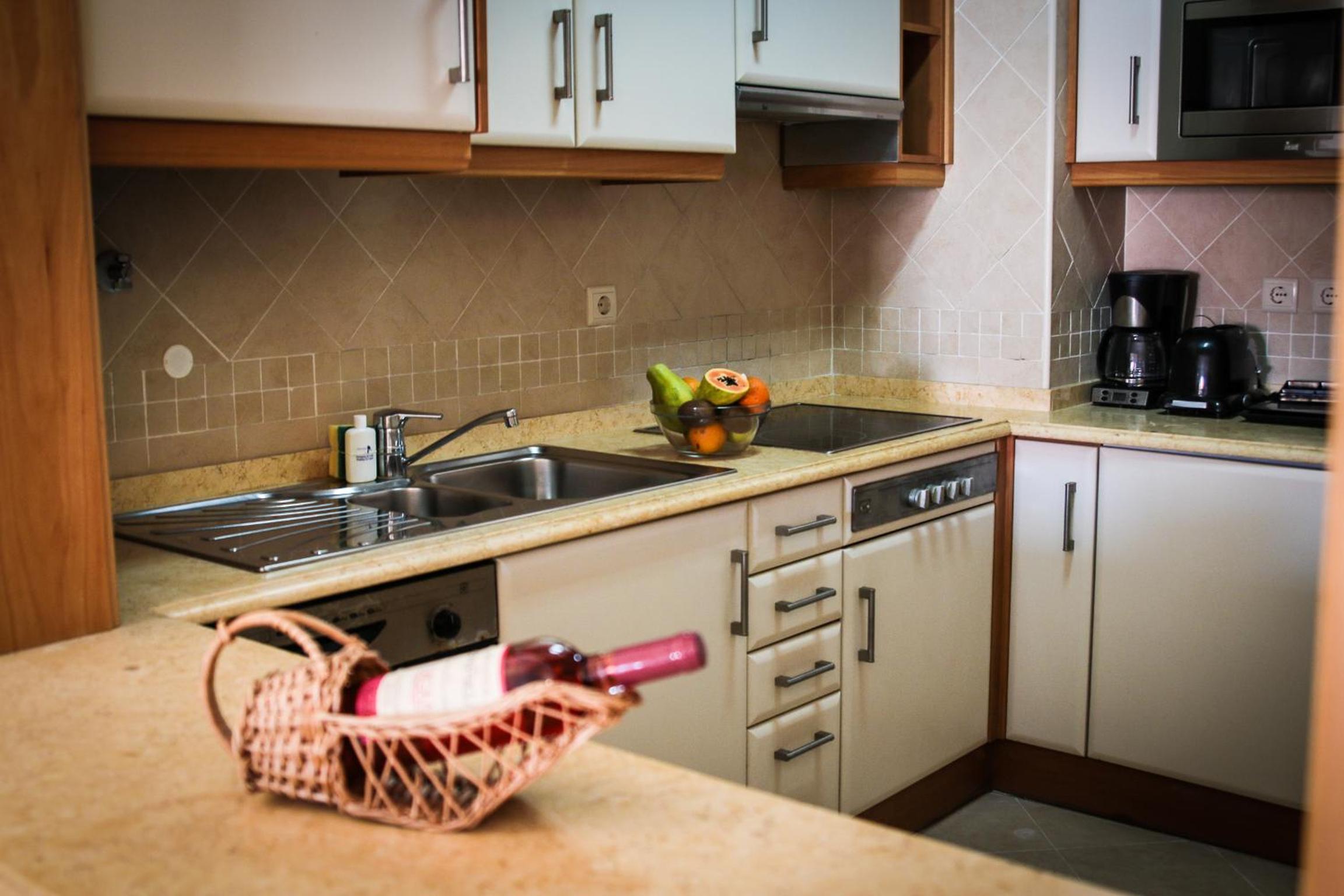 One Bedroom Junior Suite - All Inclusive Signature 16h photo 2