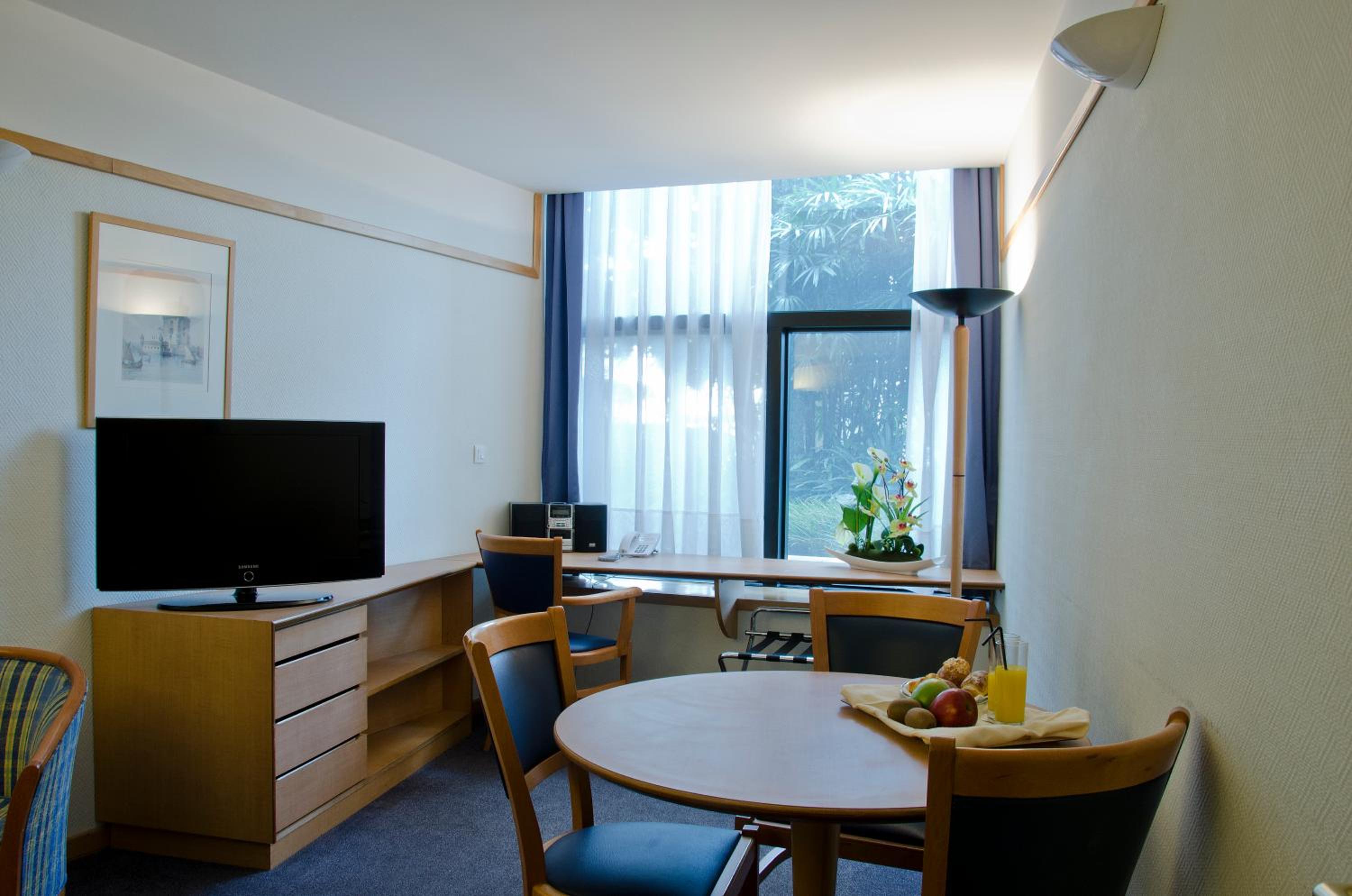 Apartment (4 Adults) - Photo 13