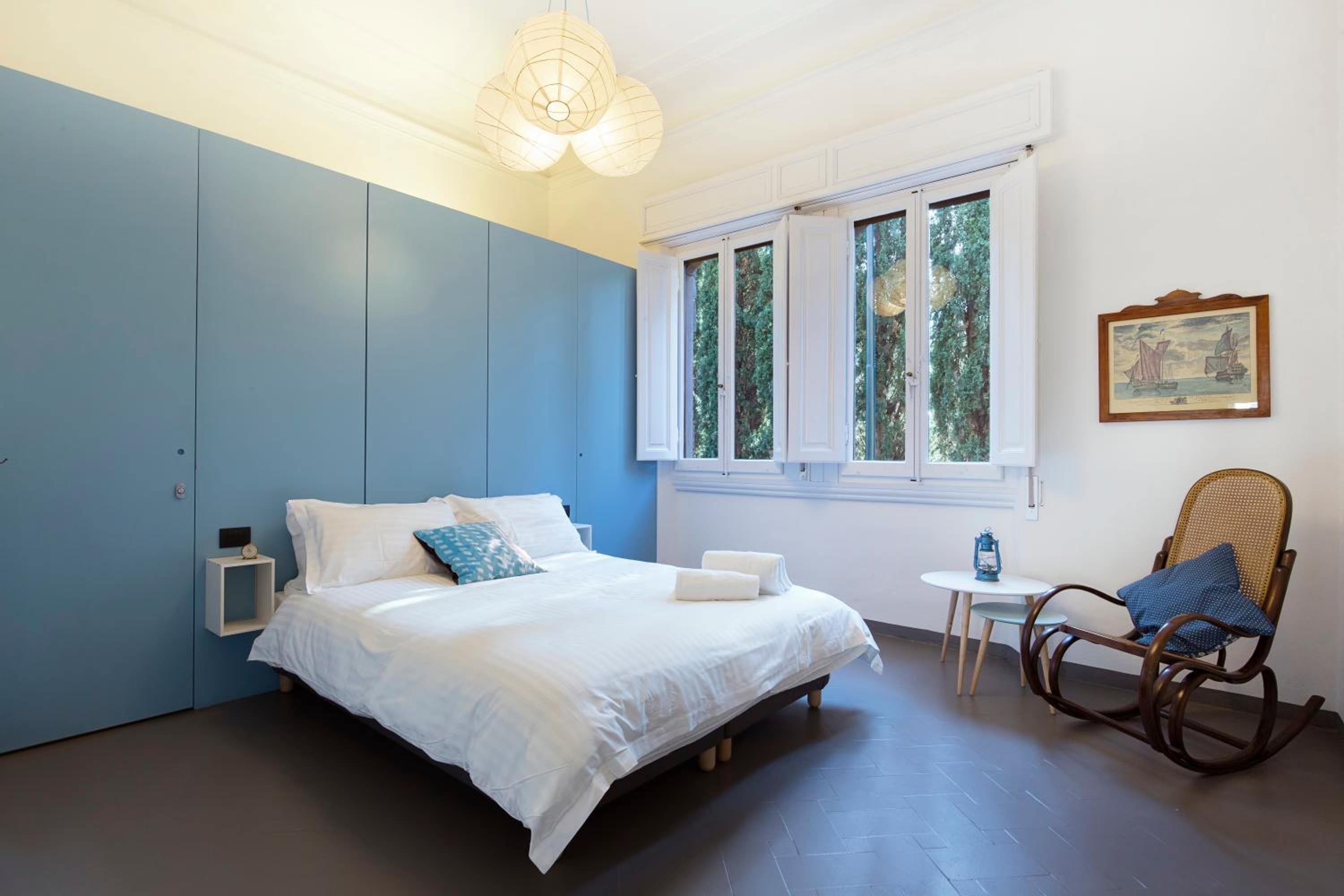 Large Double Room photo 1