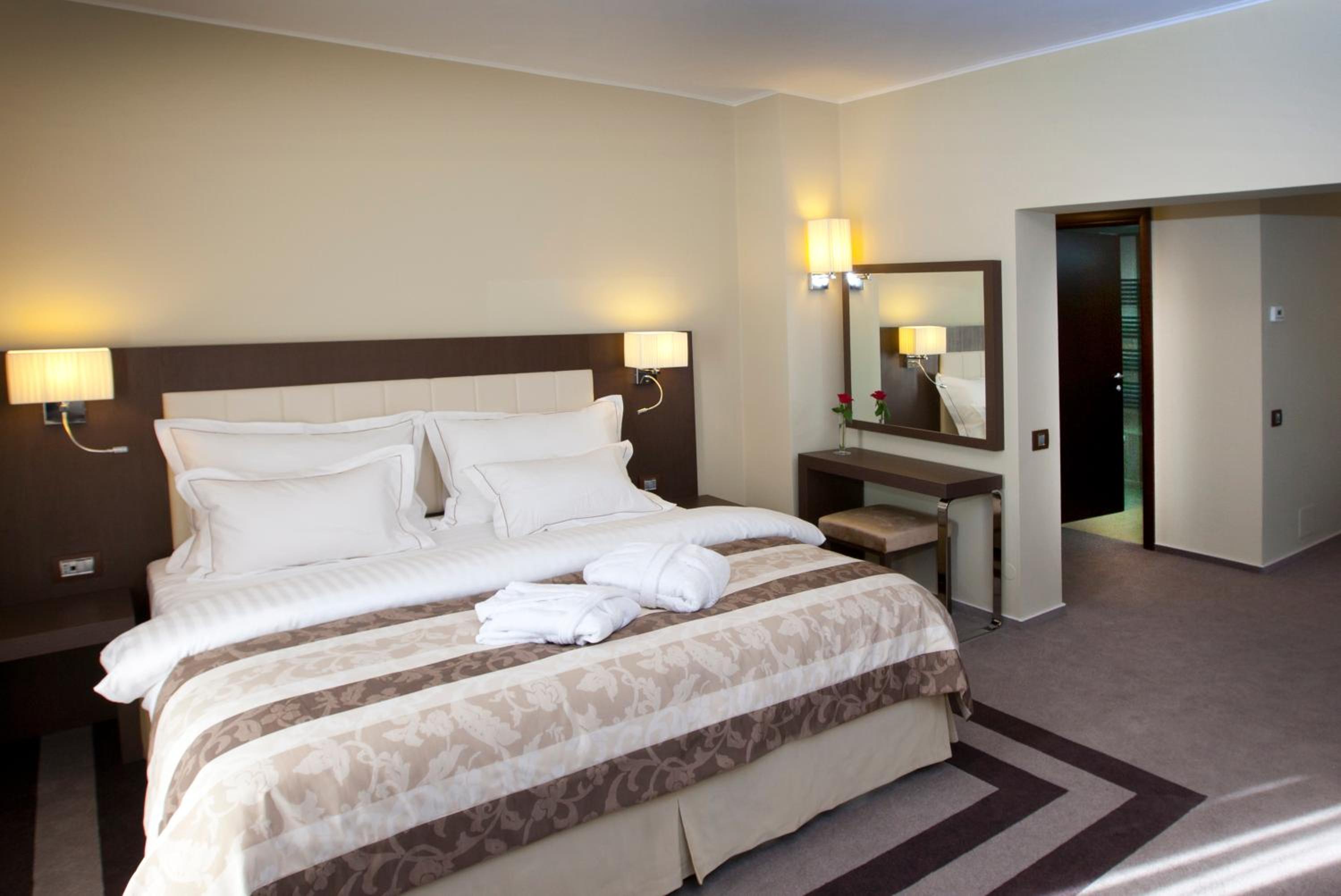 Superior Suite - Photo 1