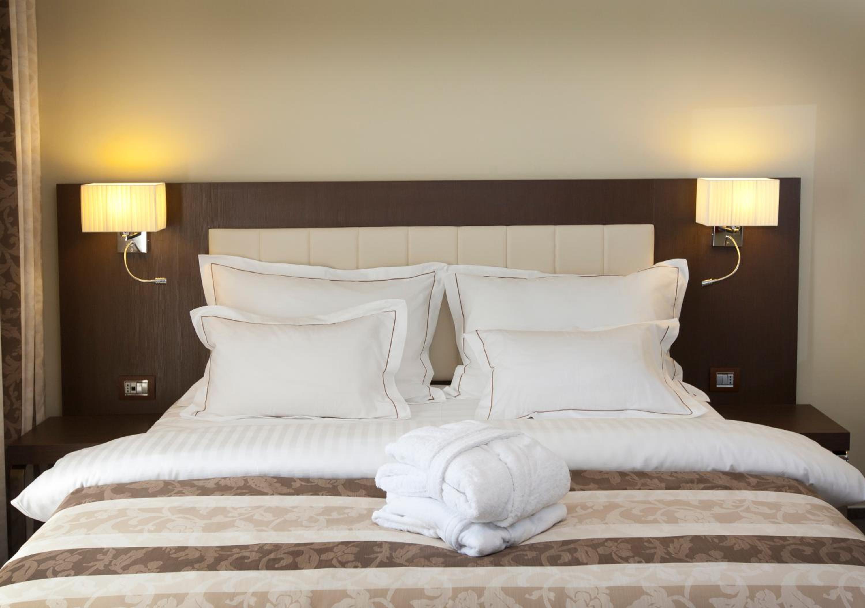 Superior Suite - Photo 3