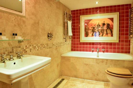 Standard Double Room photo 2