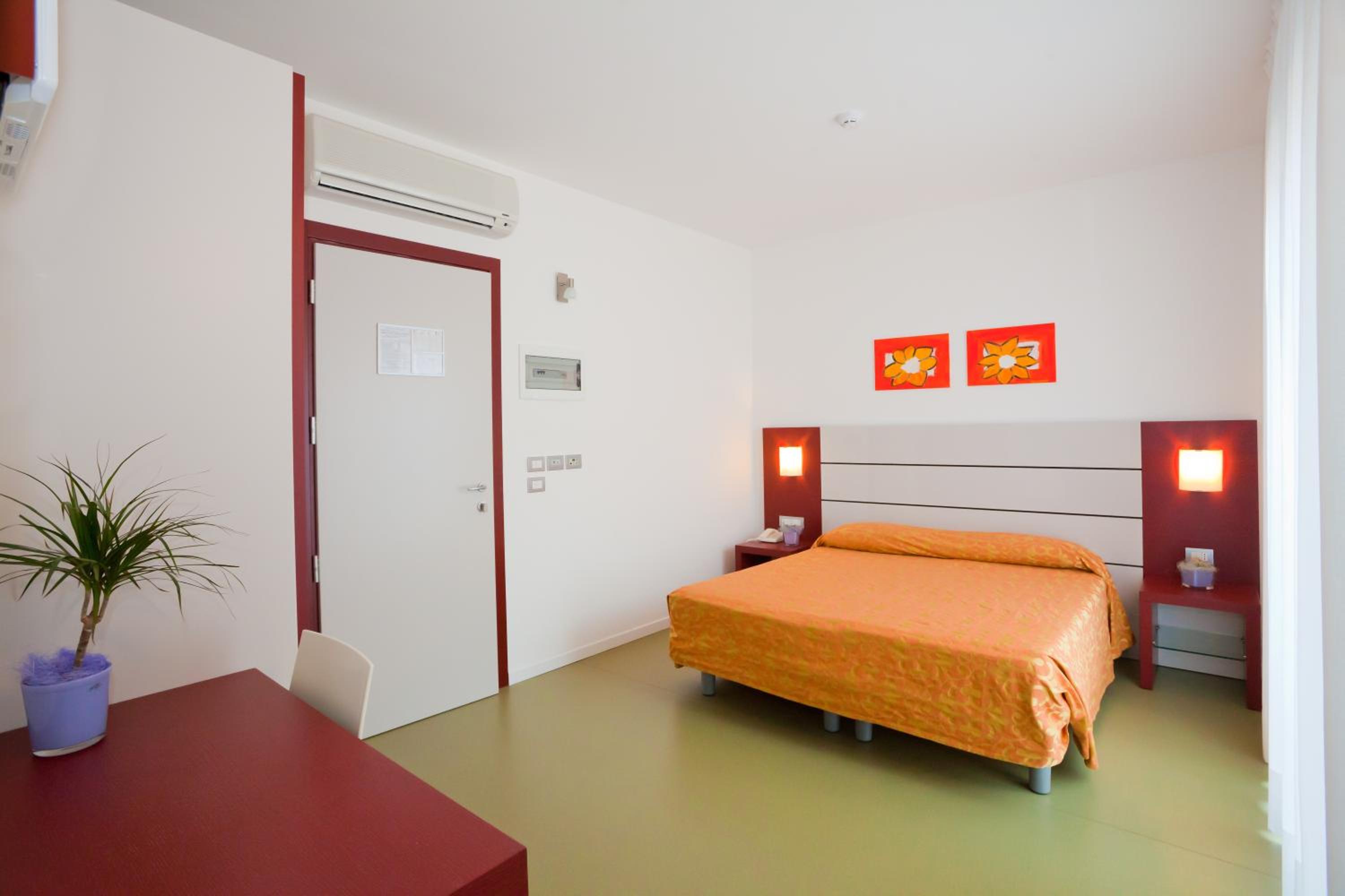 Comfort Double or Twin Room
