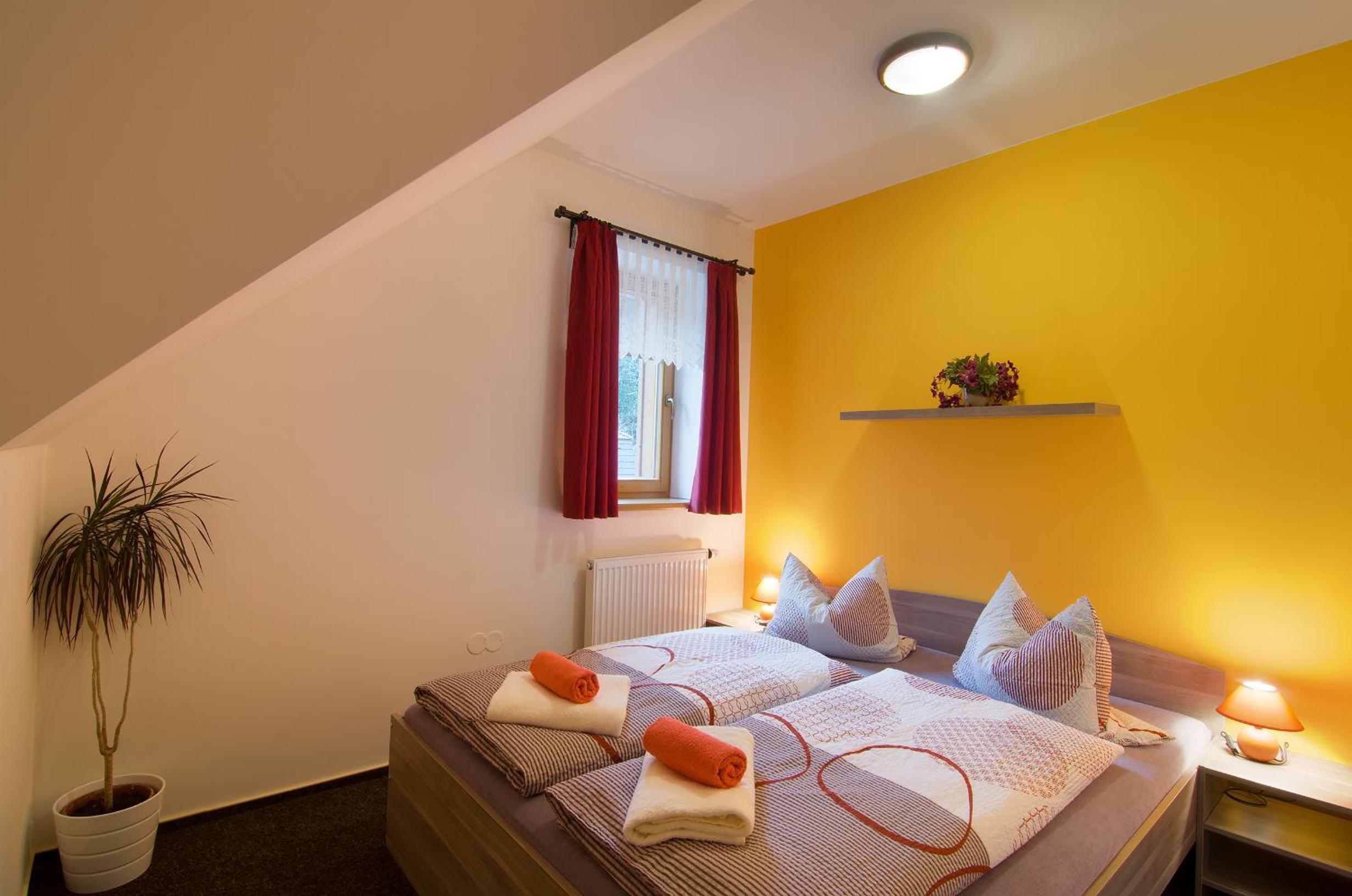 One-Bedroom Suite with Sofa Bed photo 1