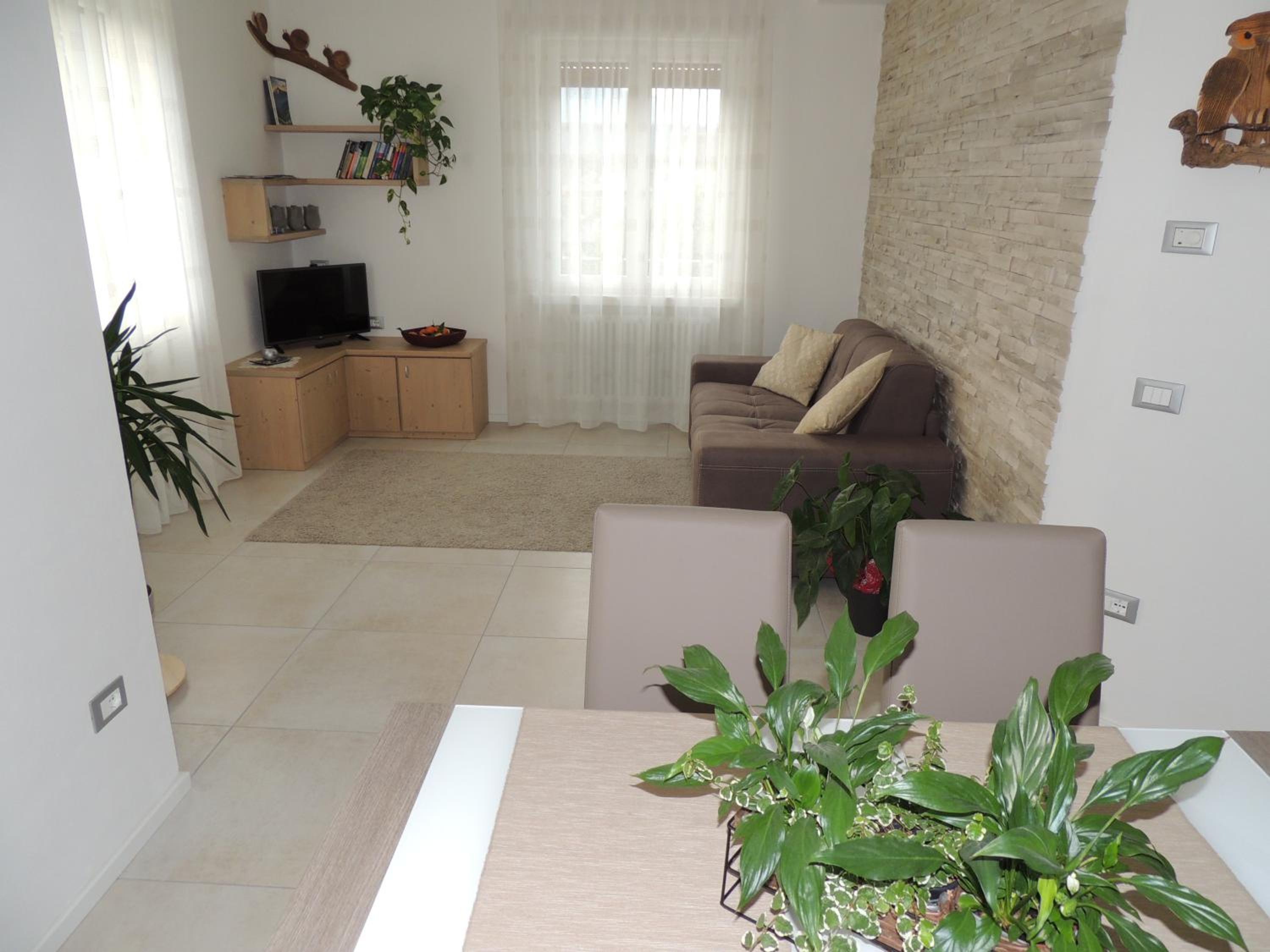Apartment with Balcony photo 2