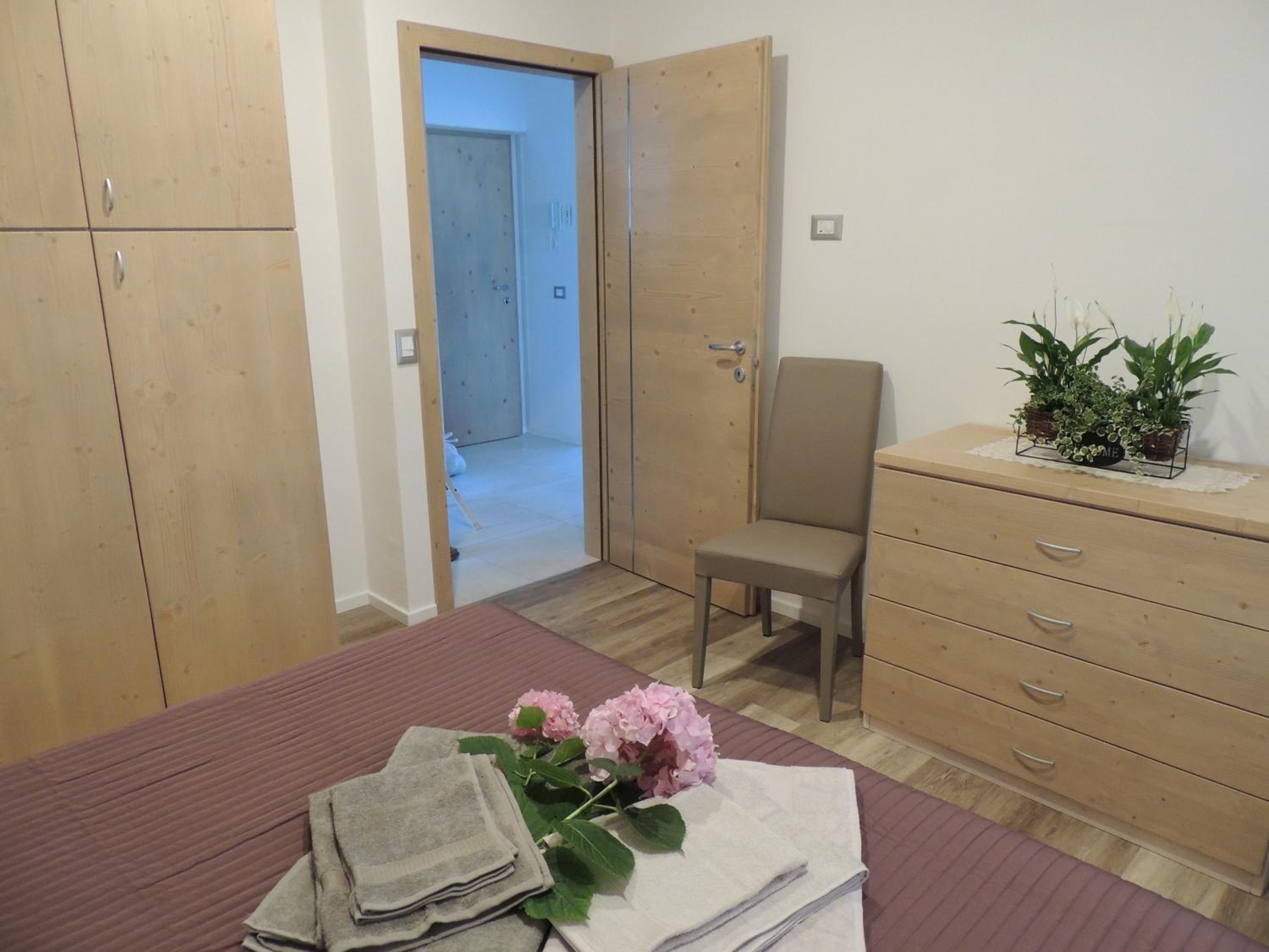 Apartment with Balcony photo 3
