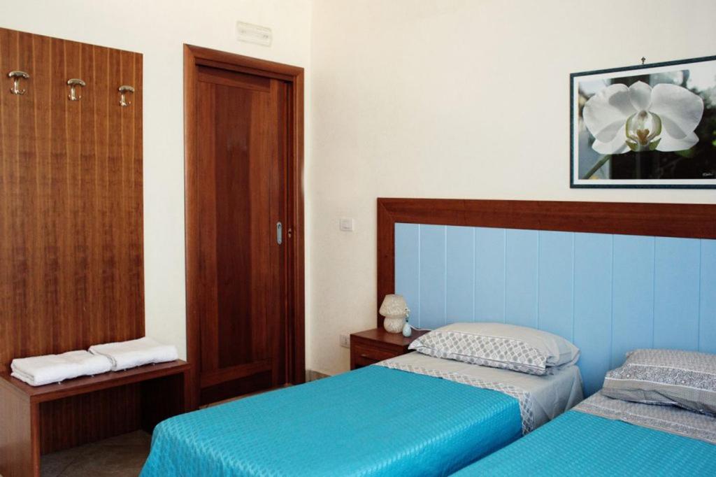 Deluxe Twin Room - Photo 1