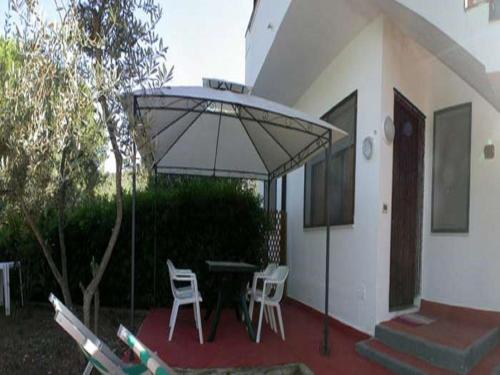 One-Bedroom House photo 1