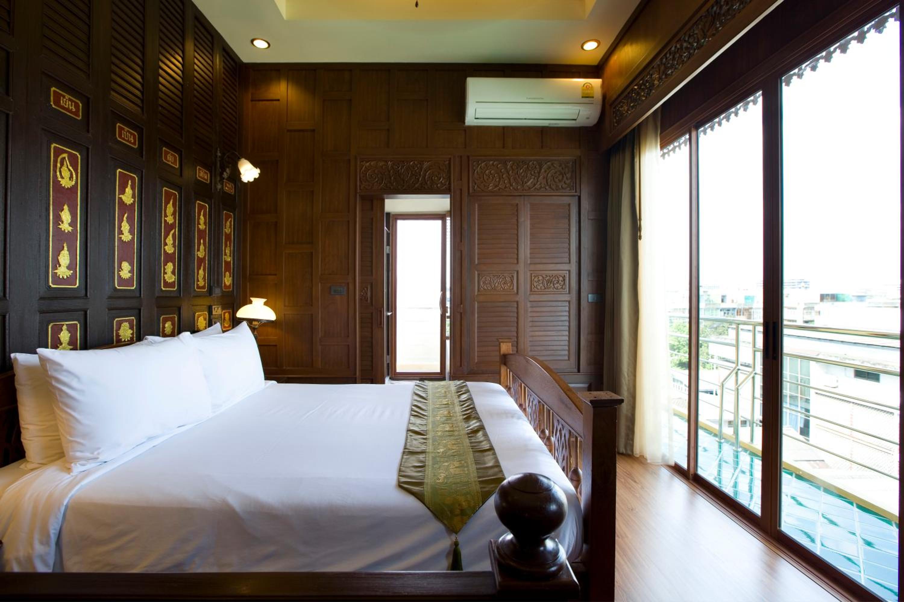 Pranakorn Suite (Main Building) photo 3