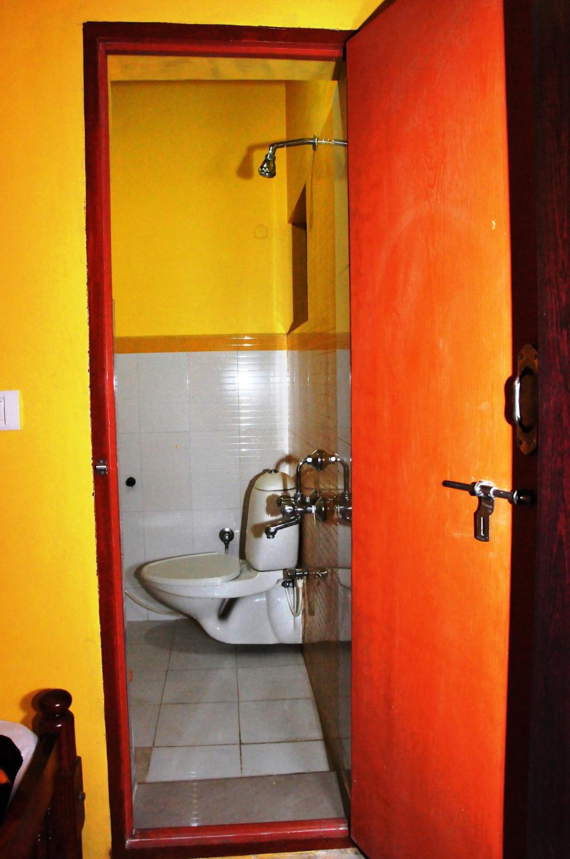 Family Room with Bathroom - Photo 5