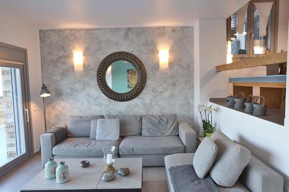 Villa photo 1
