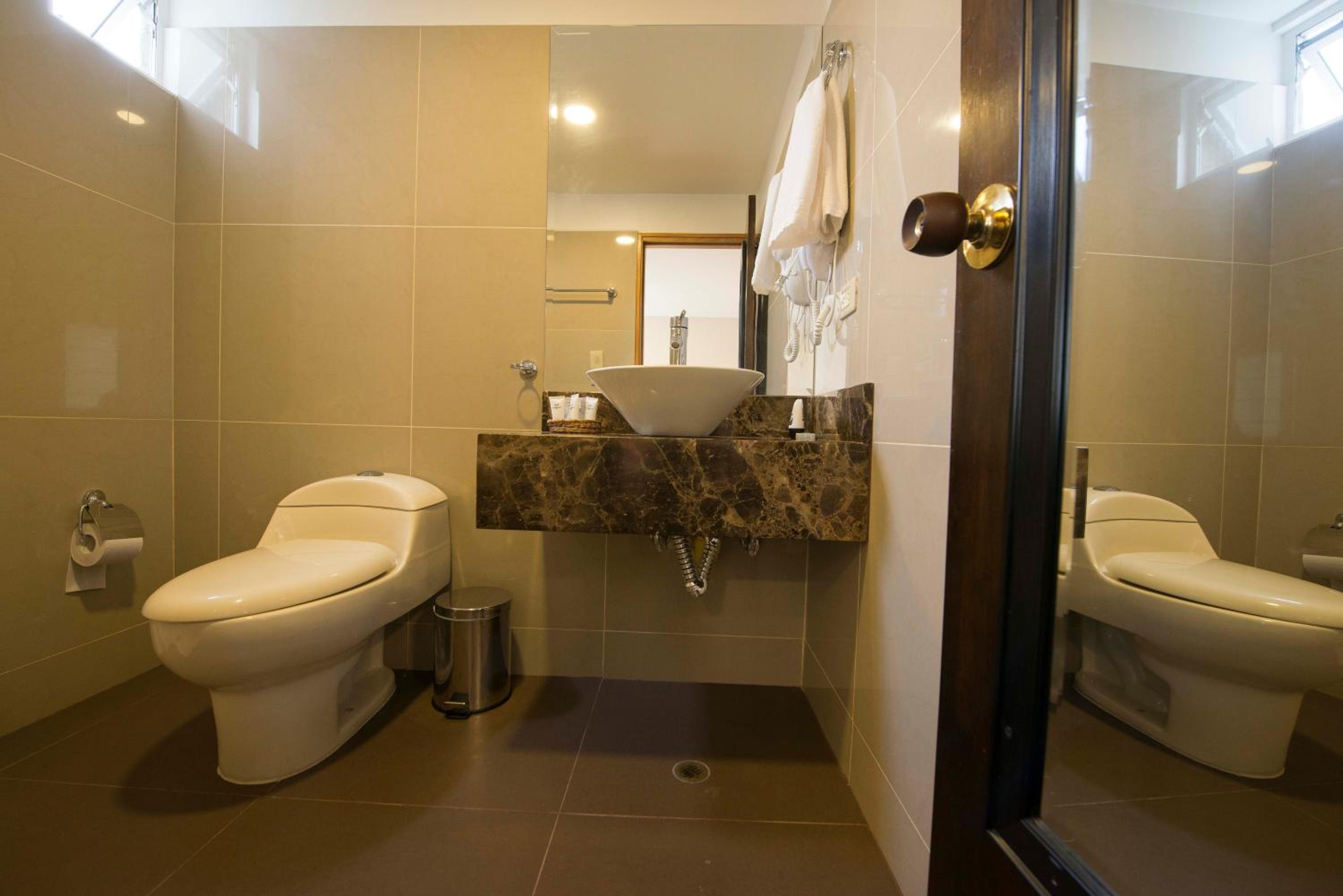 Junior Suite - Photo 8