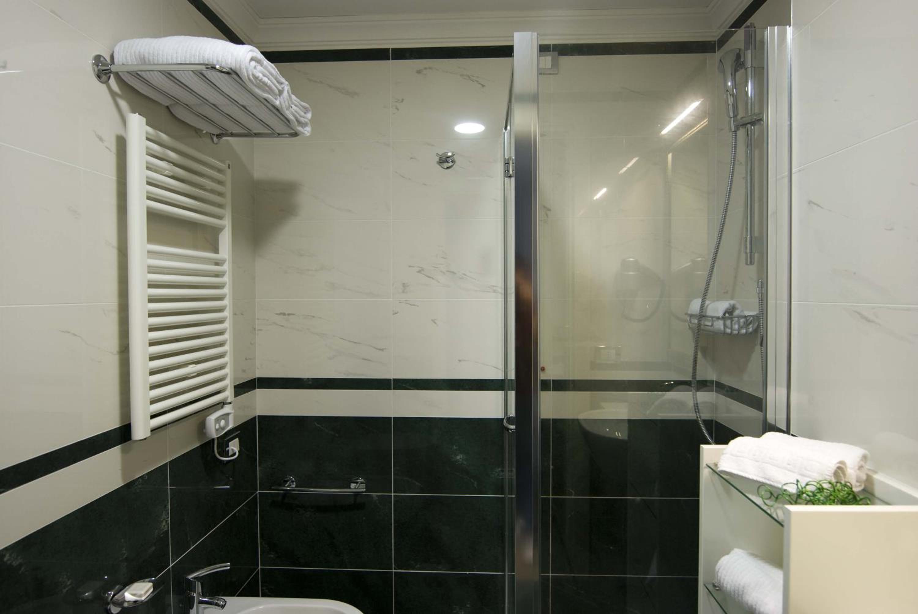 Comfort Double or Twin Room - Photo 2