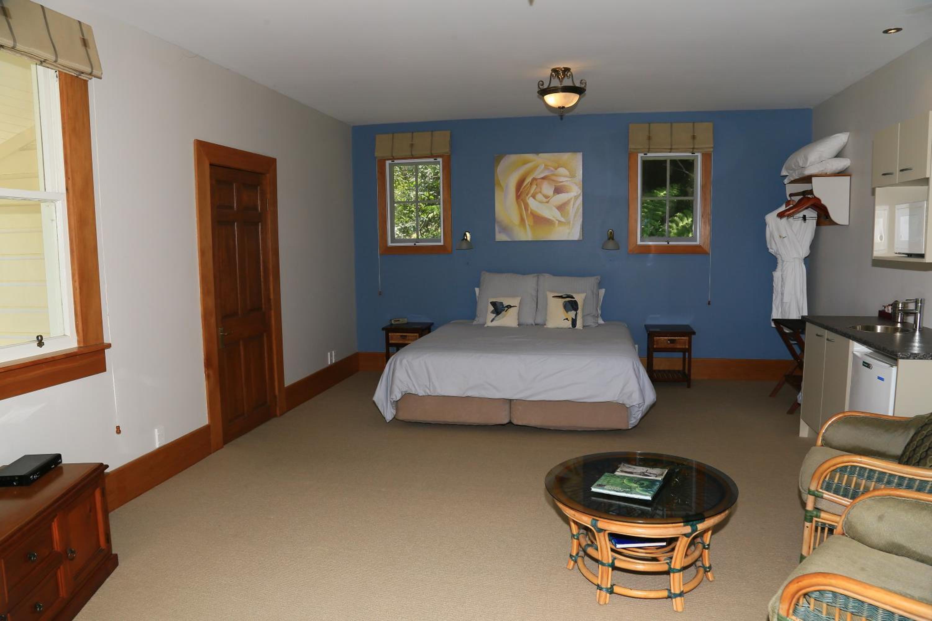 Deluxe Double Room with Balcony and Sea View photo 1