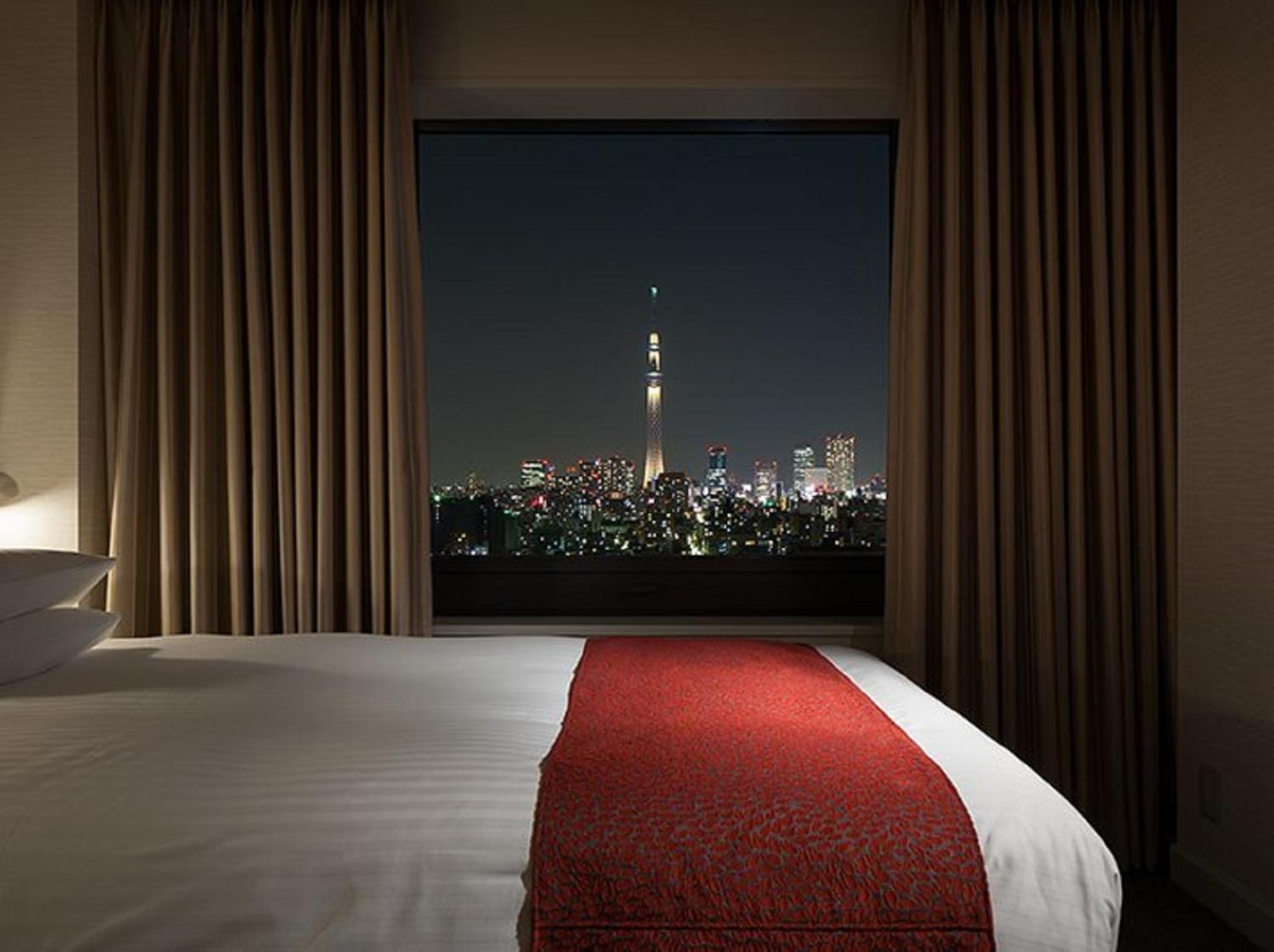 Deluxe Family Room with Sky Tree View - Non-Smoking (3 Adult) photo 2