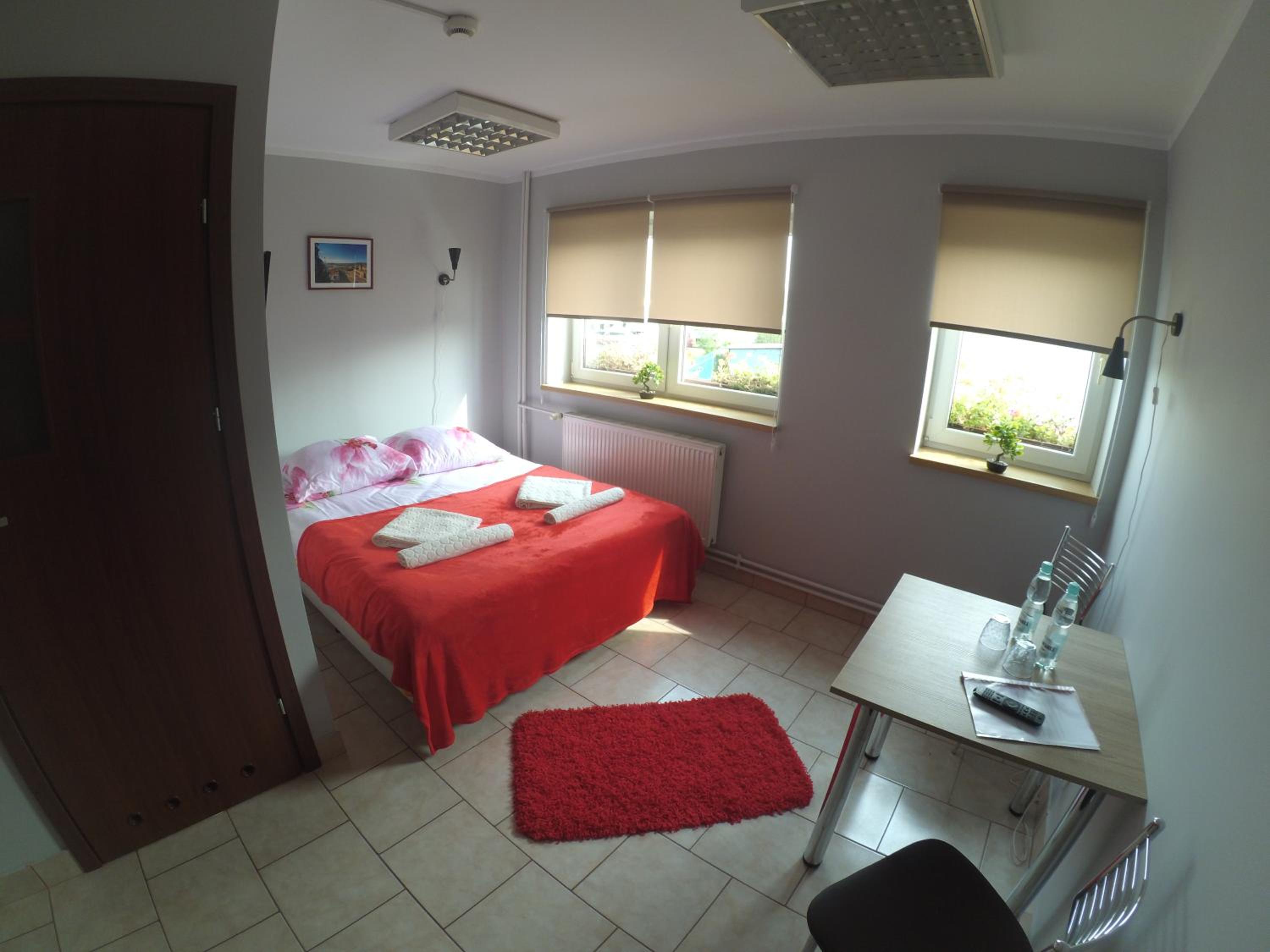 Family Room with Private Bathroom - Photo 1