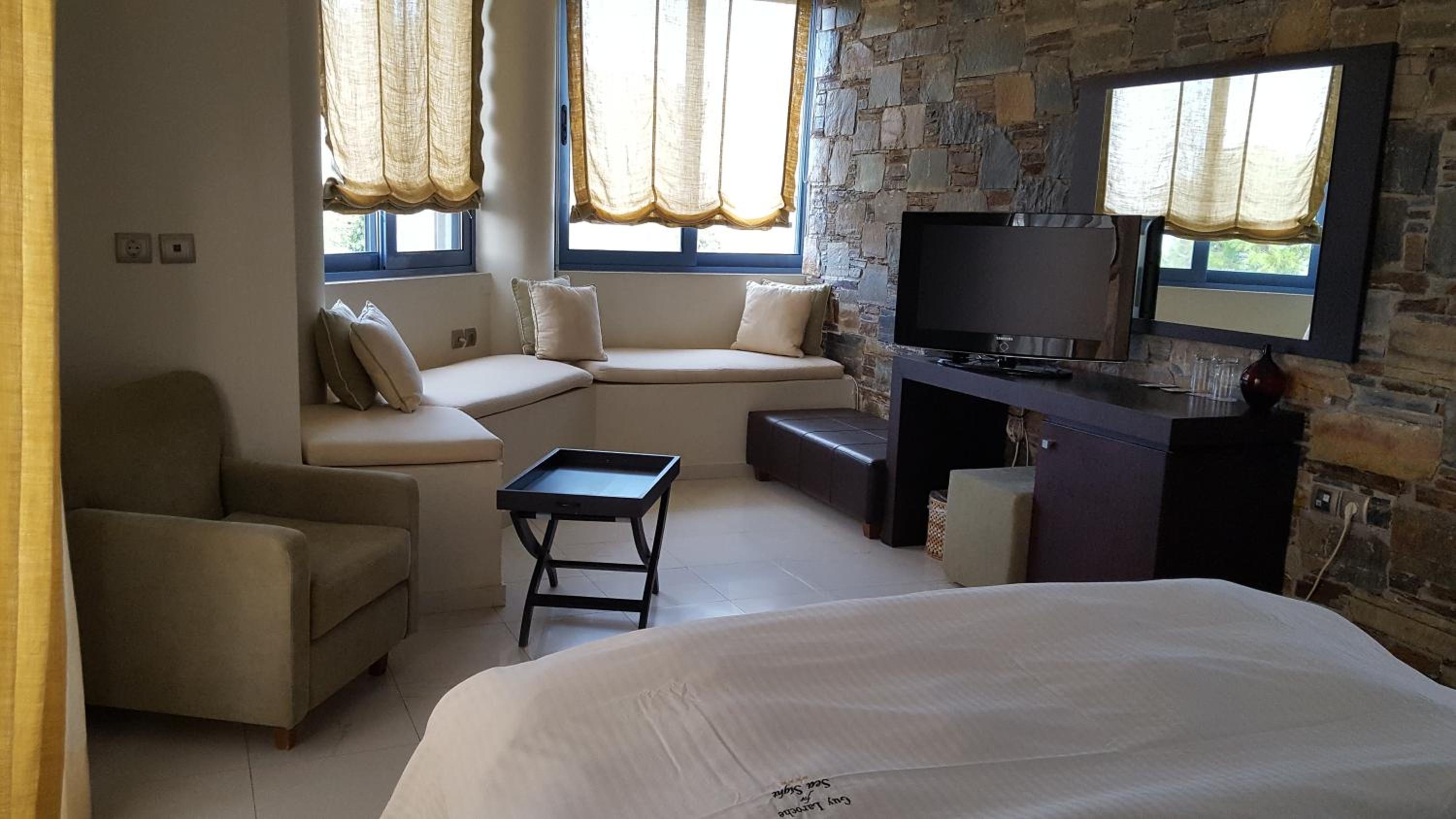 Deluxe Double Room - Photo 3