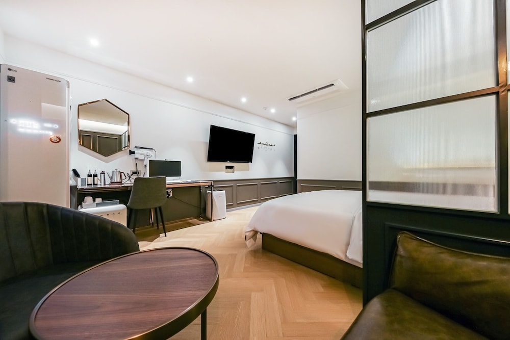 Deluxe Double Room - Photo 7