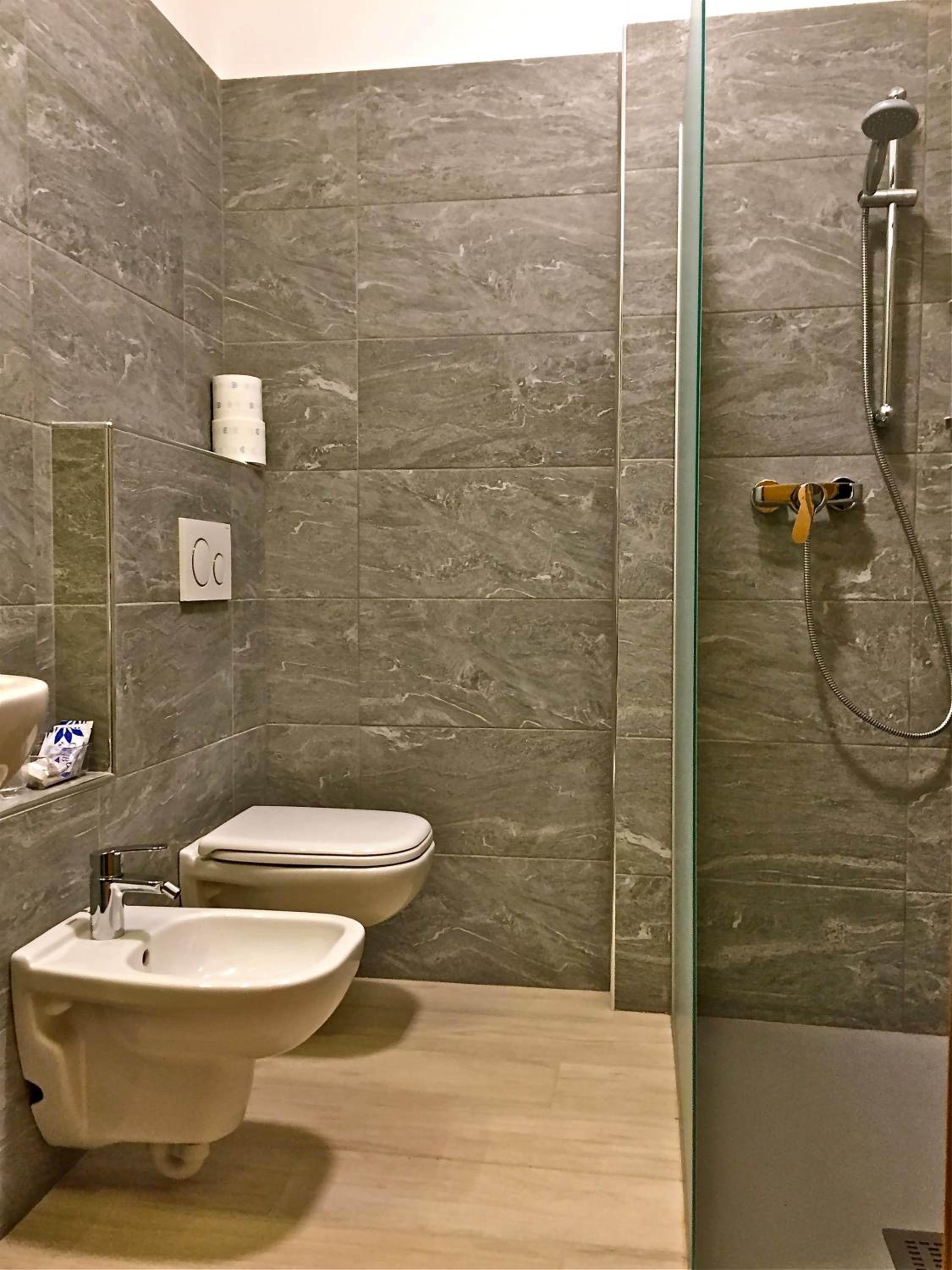 Standard Double or Twin Room with Balcony photo 3