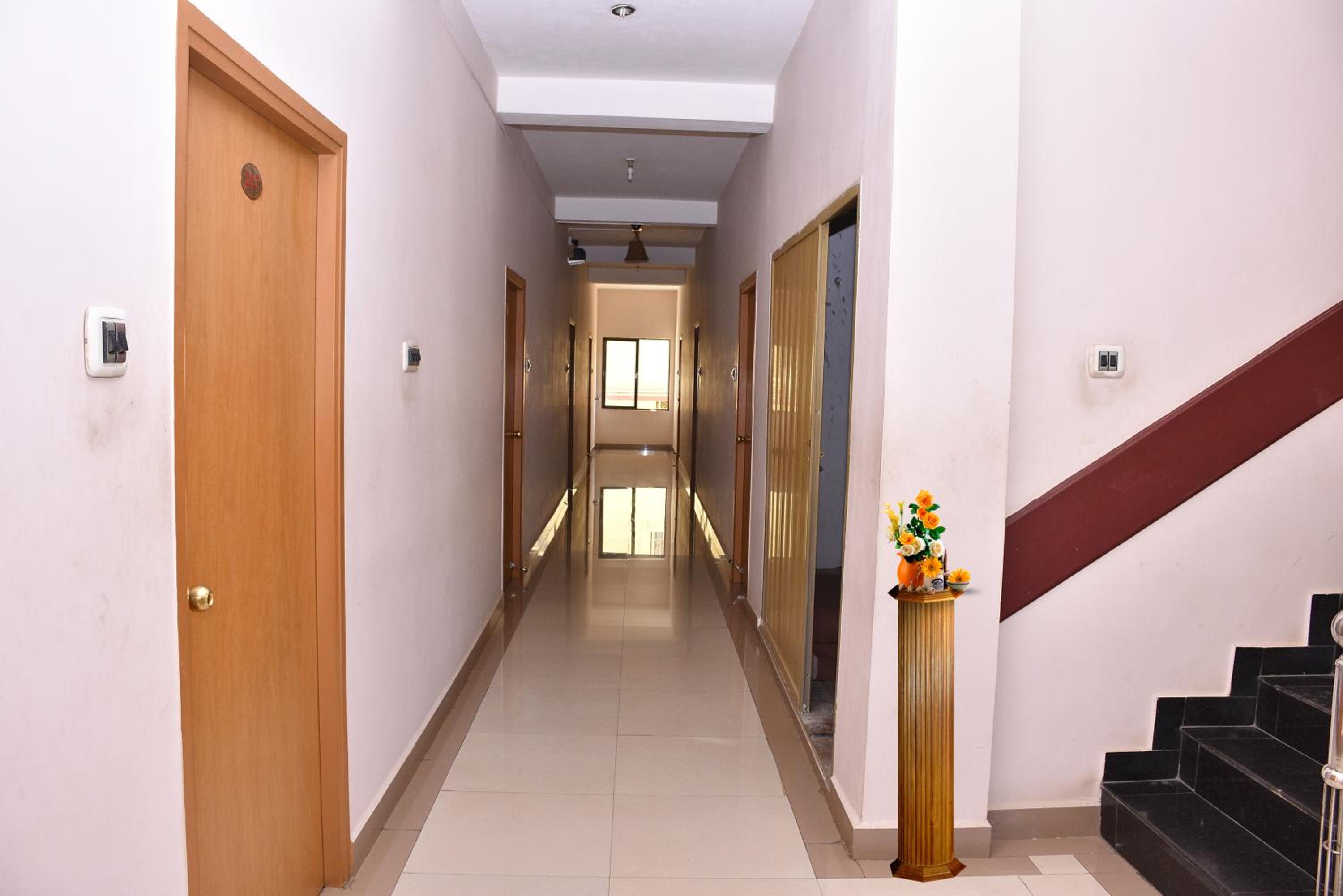 Standard Double Room - Photo 2