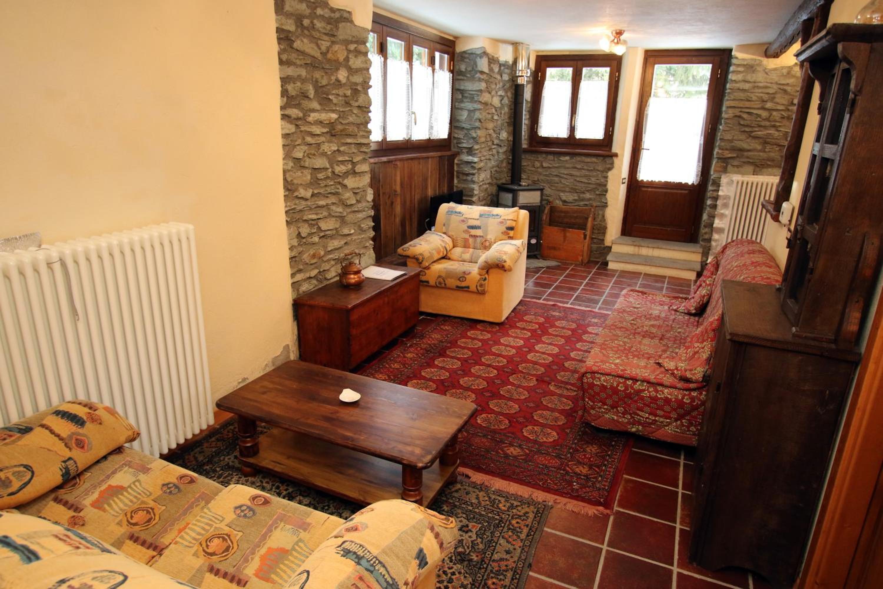 Two-Bedroom Villa - Photo 3