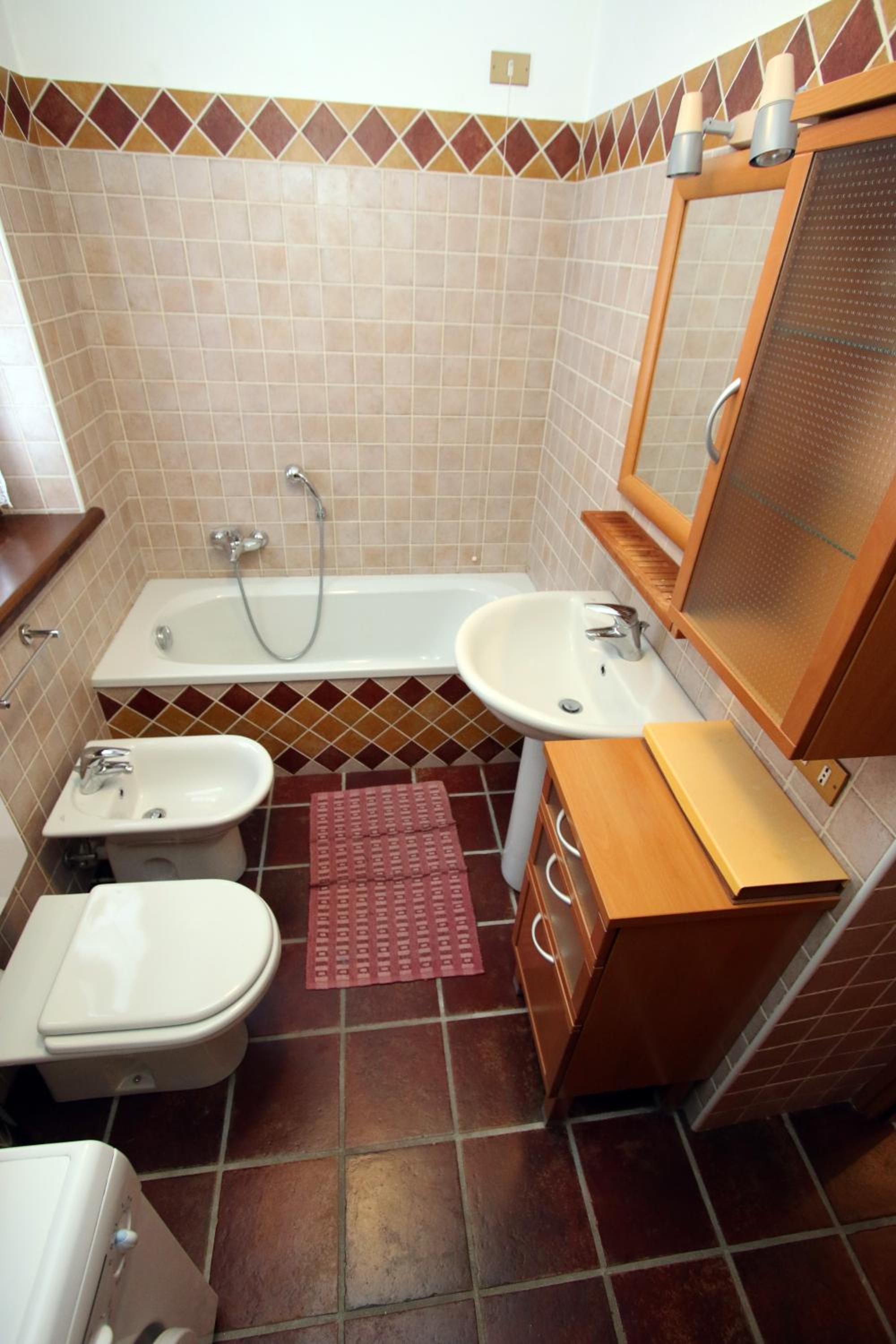 Two-Bedroom Villa - Photo 9