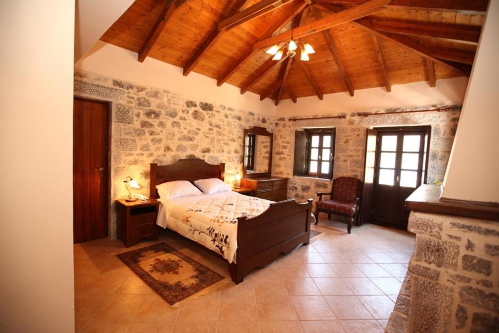 Apartment (2 Adults)