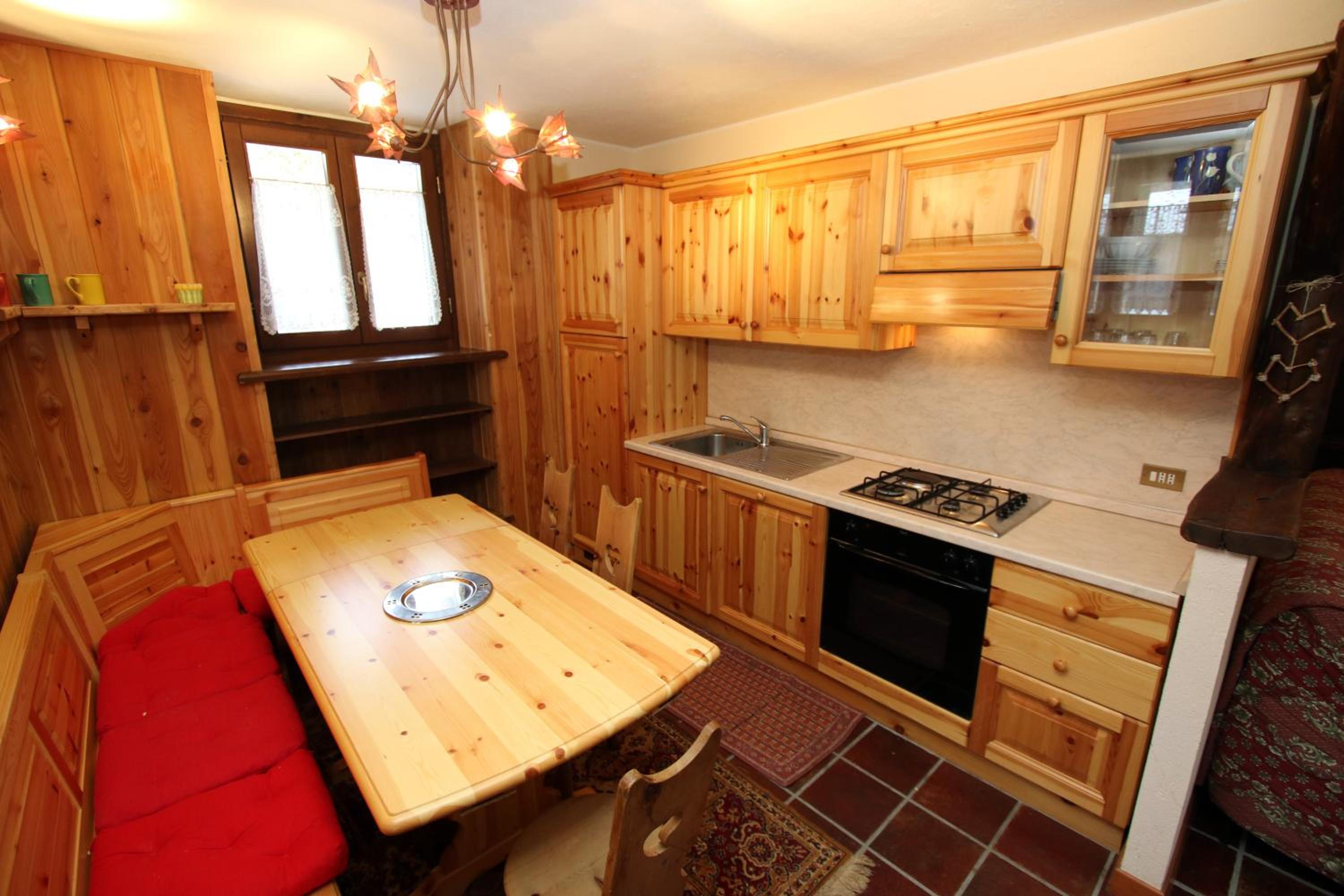 Two-Bedroom Villa - Photo 4