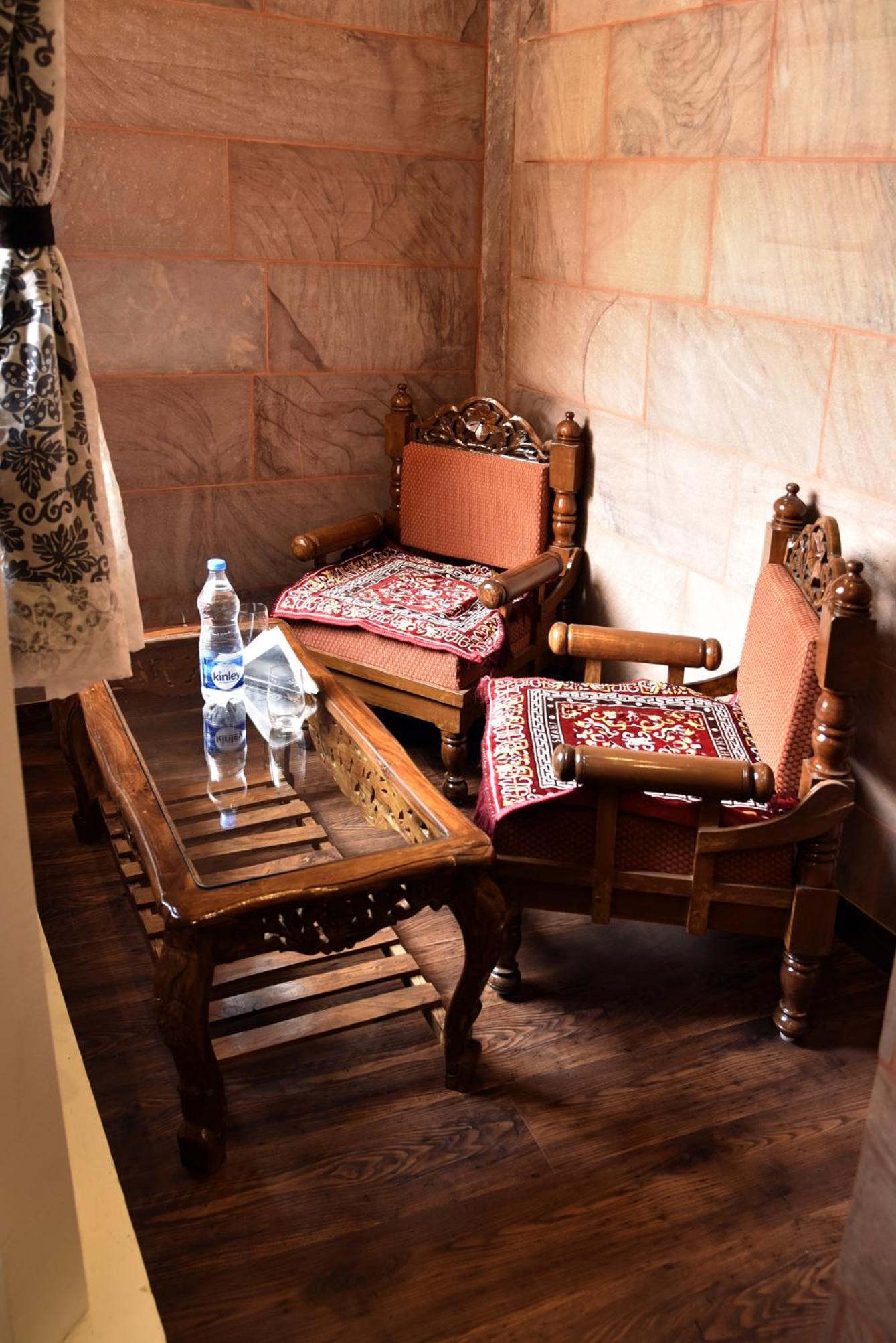 King Suite with Balcony photo 2