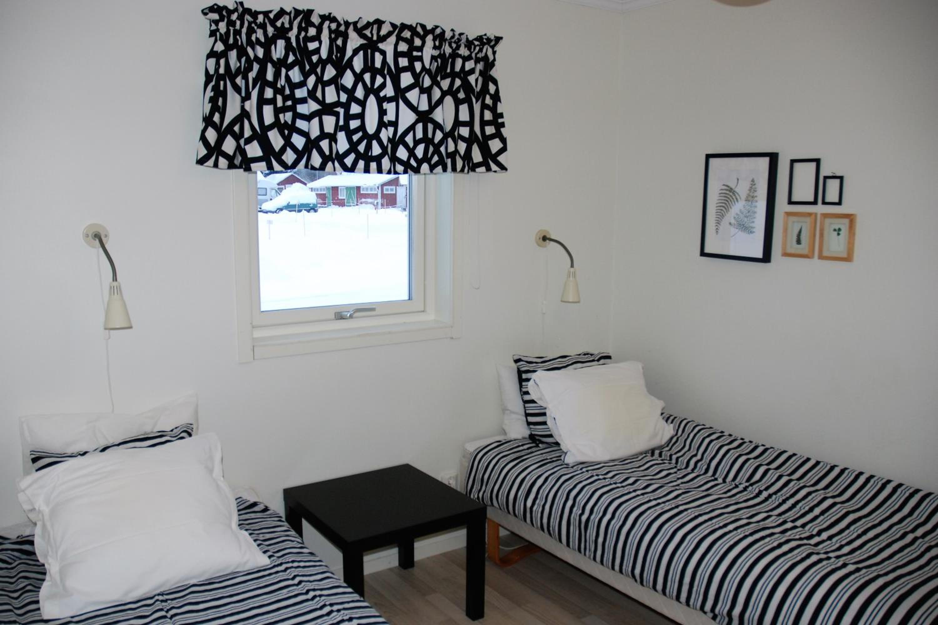 Three-Bedroom Cottage photo 1