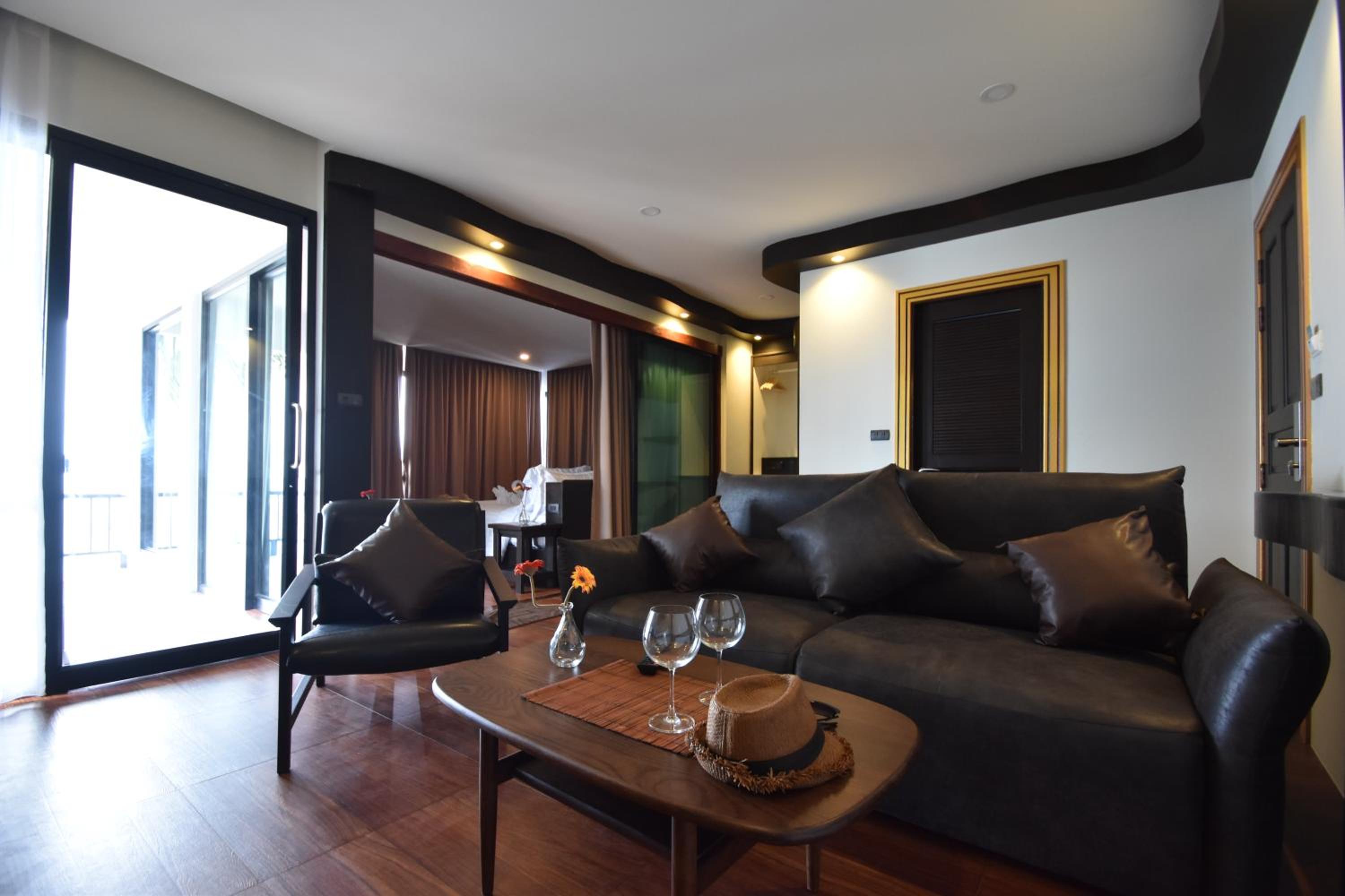 Double Room with Sea View - Photo 11