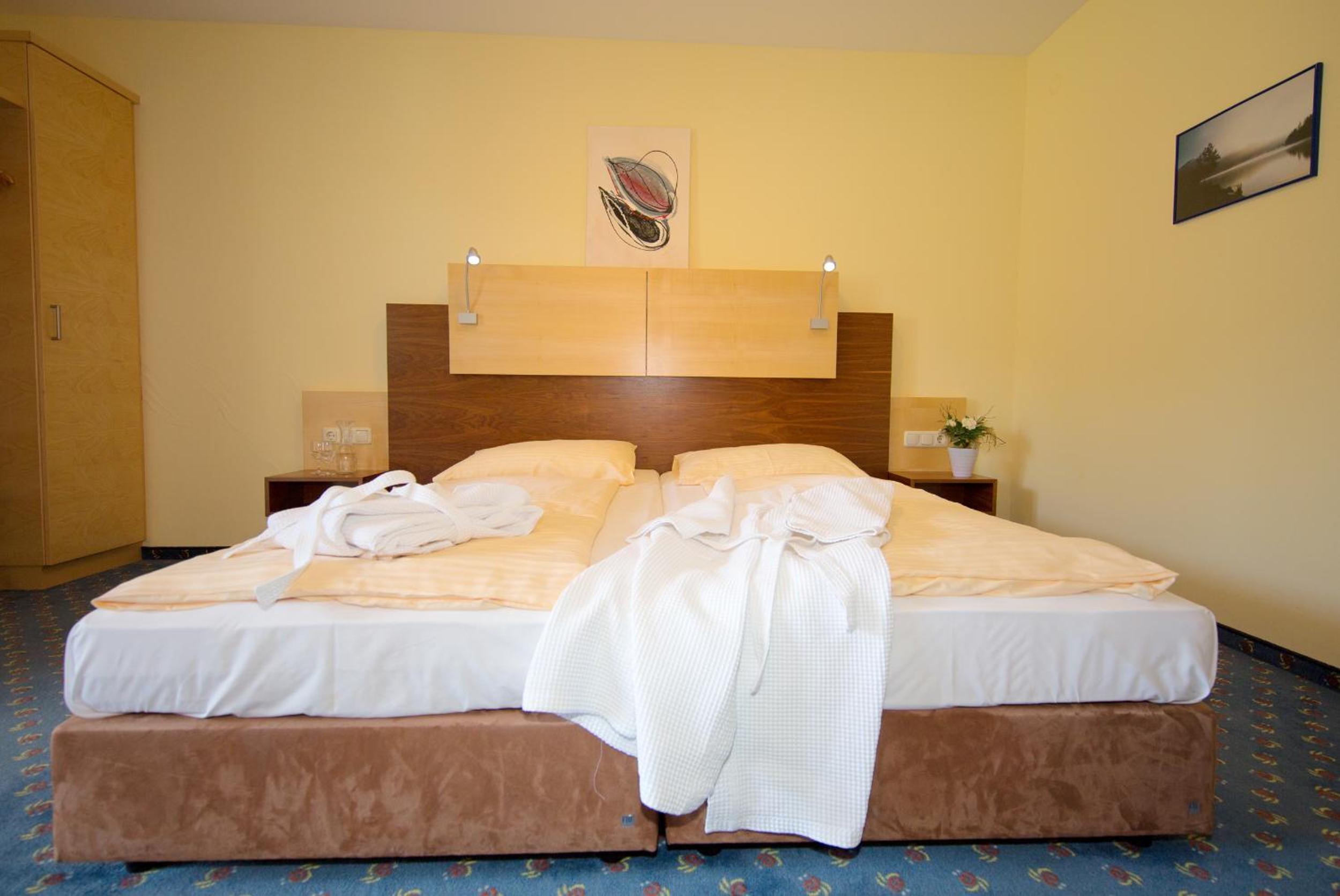 Double Room with Balcony photo 2