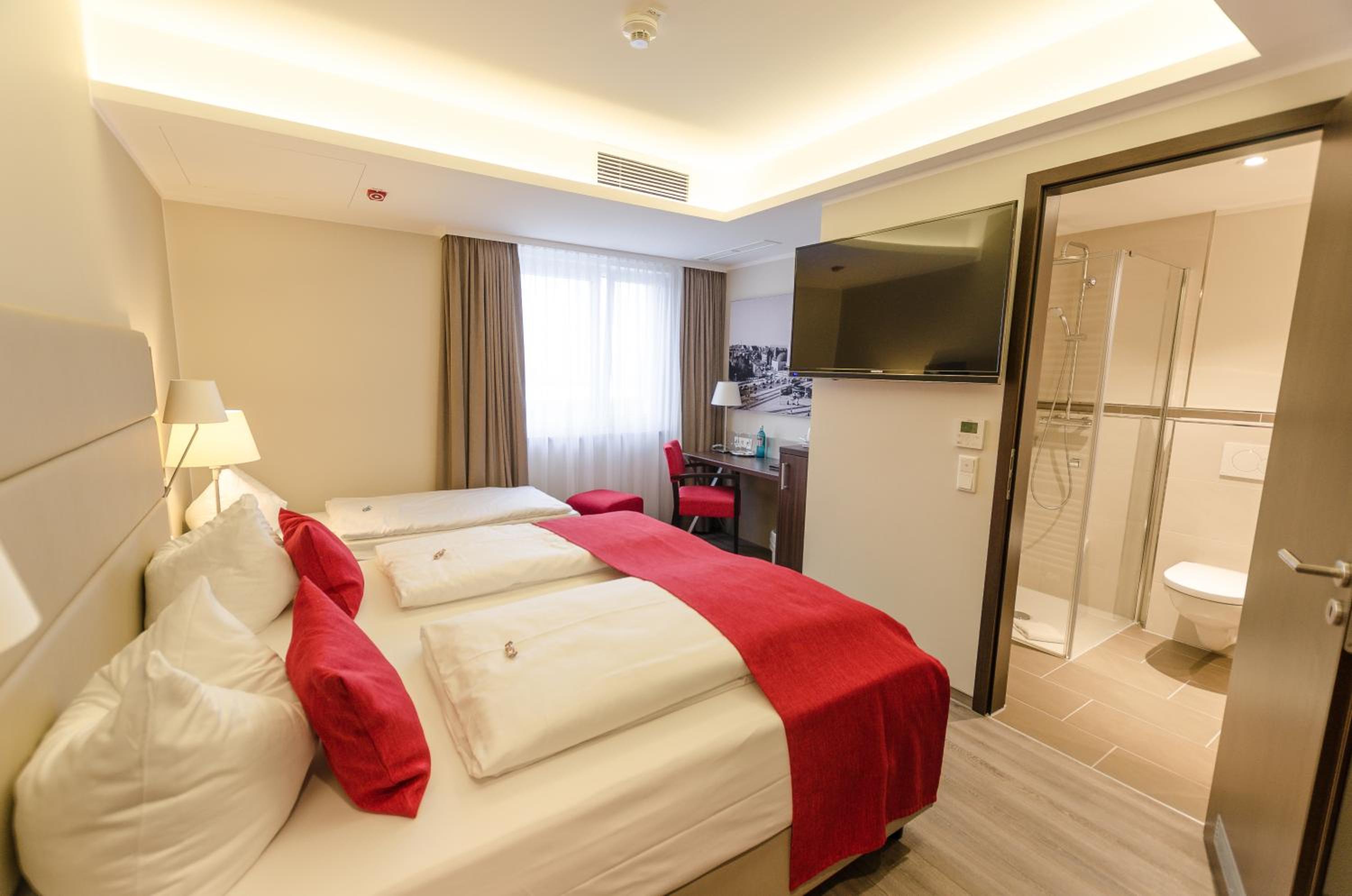 Standard Family Room with extrabed photo 2