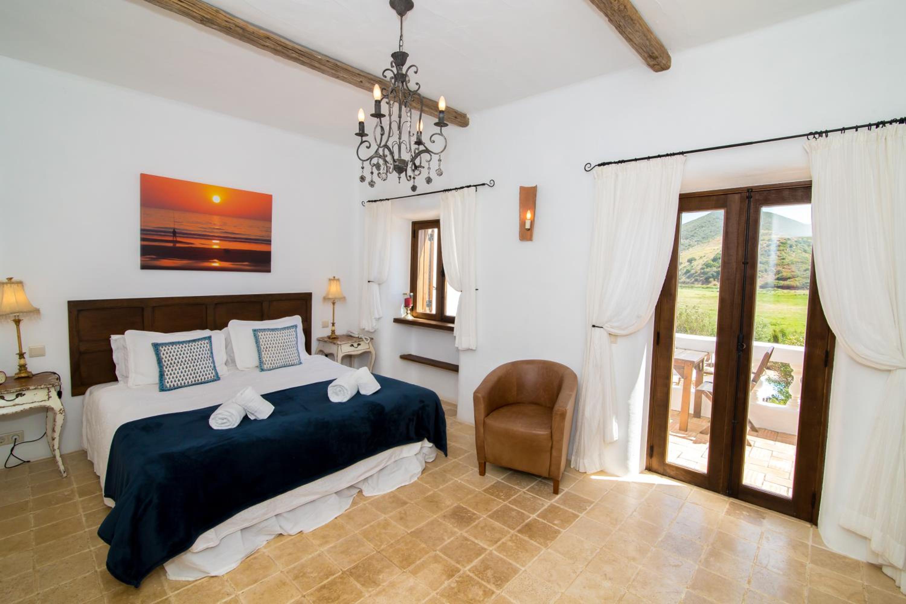 Superior Double or Twin Room with Pool View photo 1