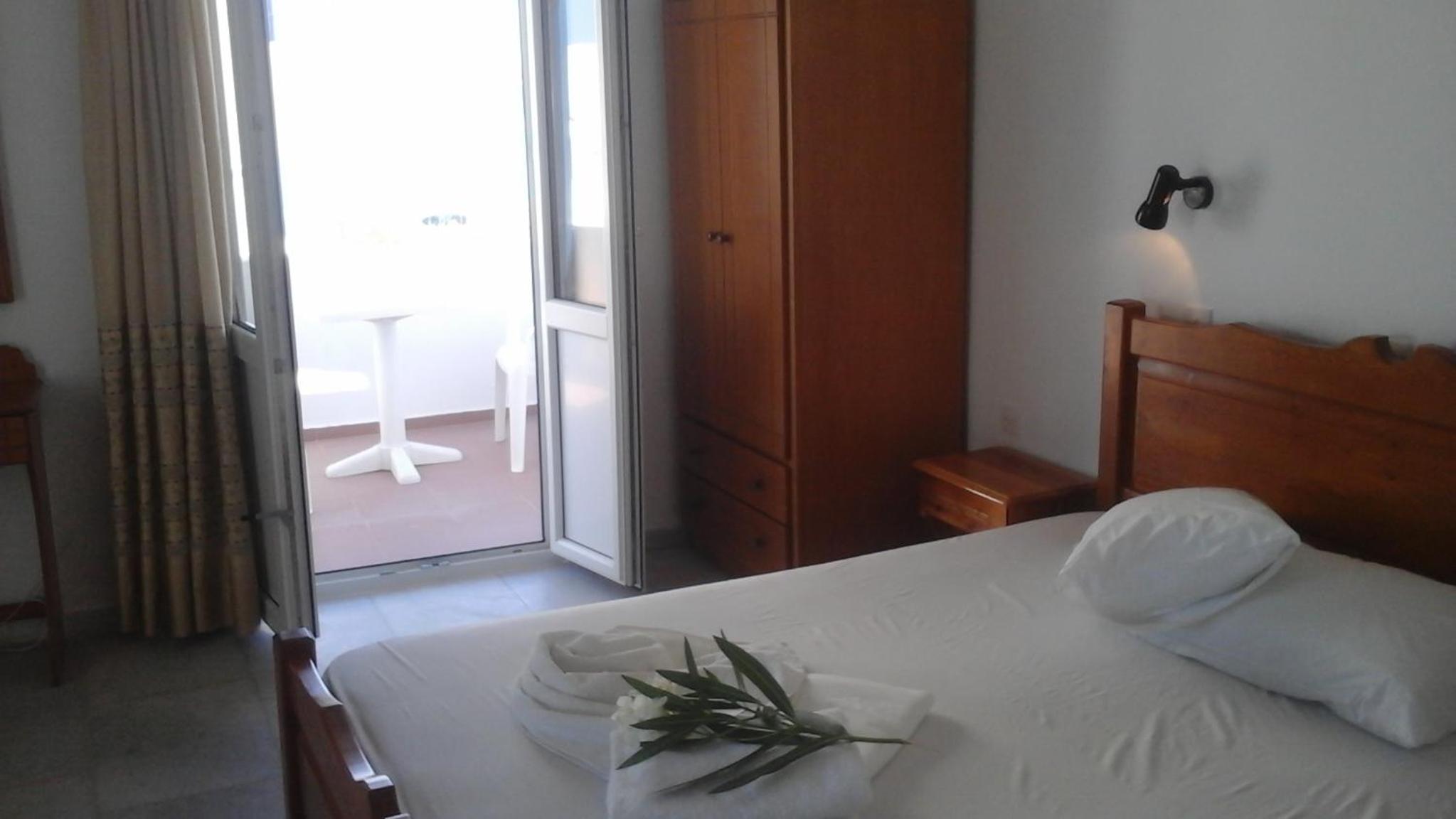 Basic Double Room - Ground Floor