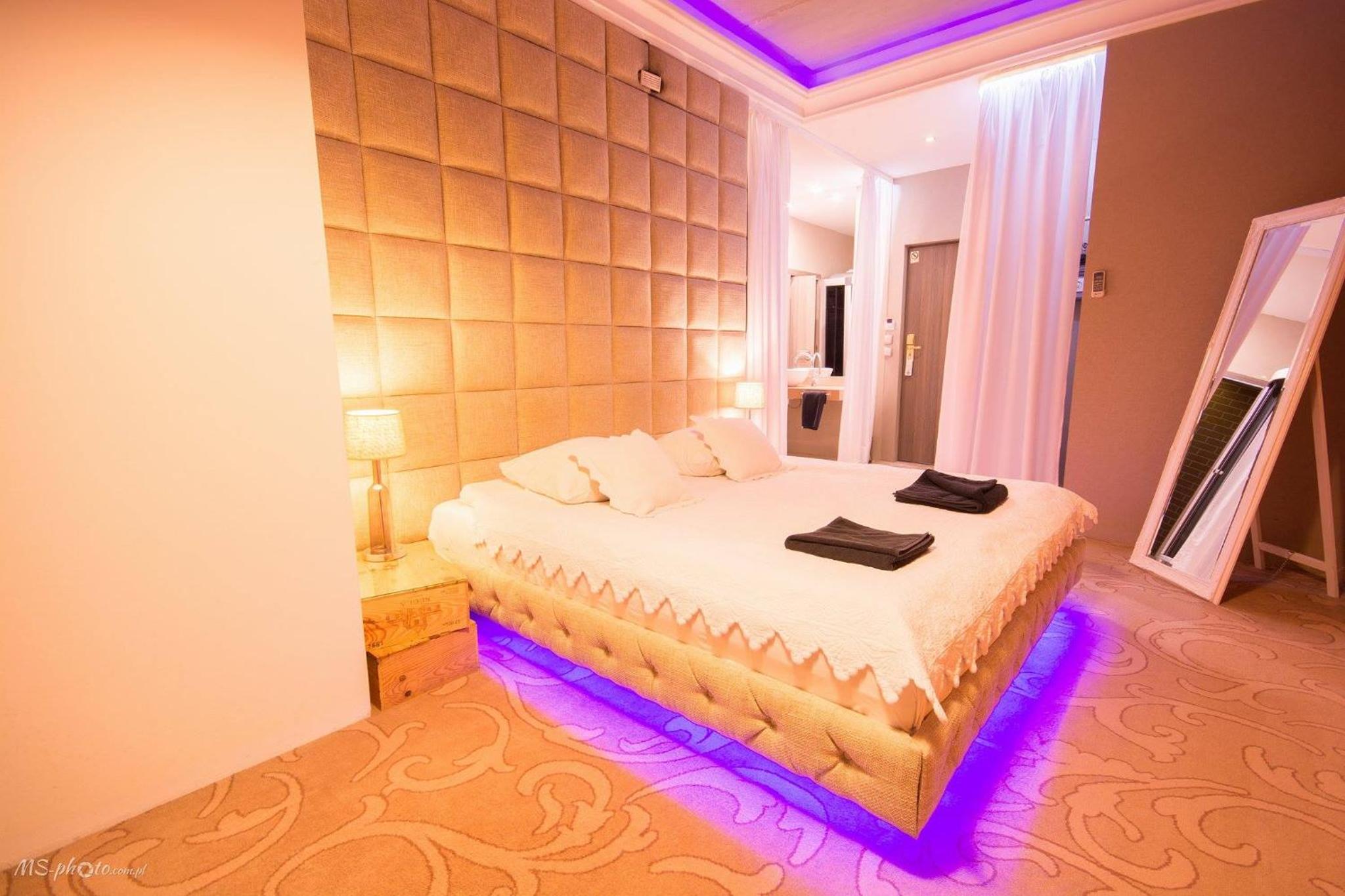 Double Room - Photo 3