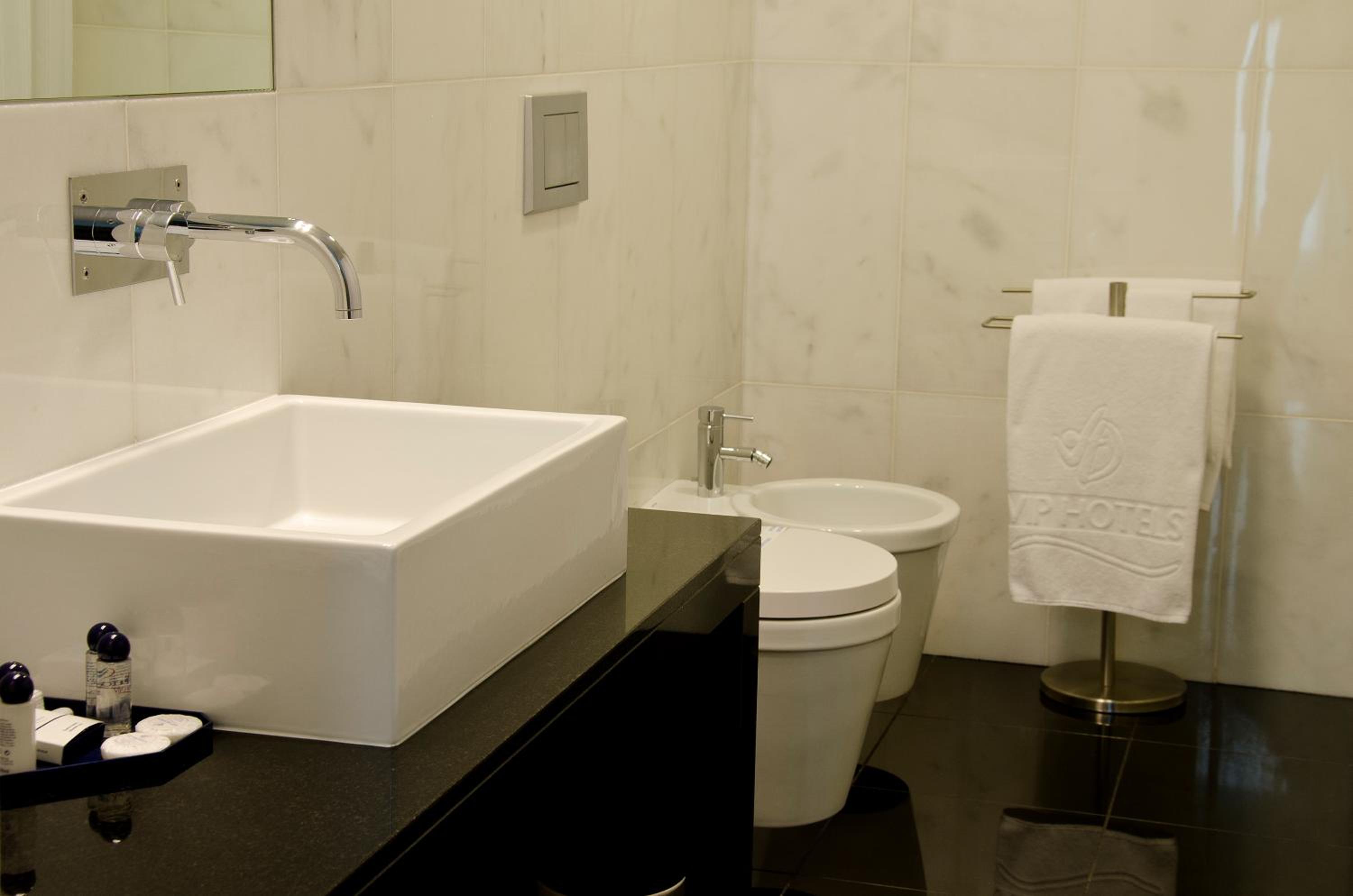 Available room