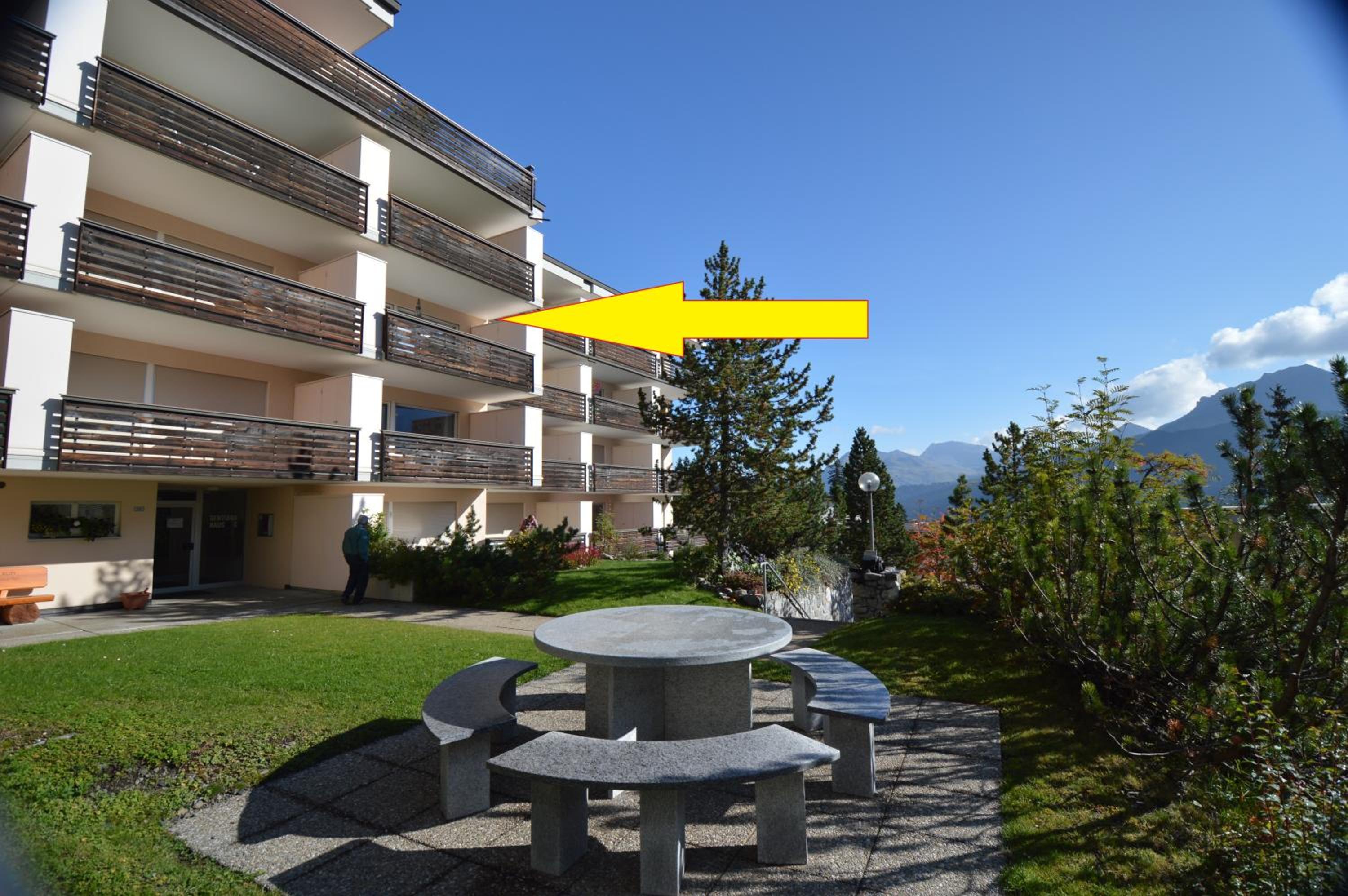 Apartment with Mountain View photo 3