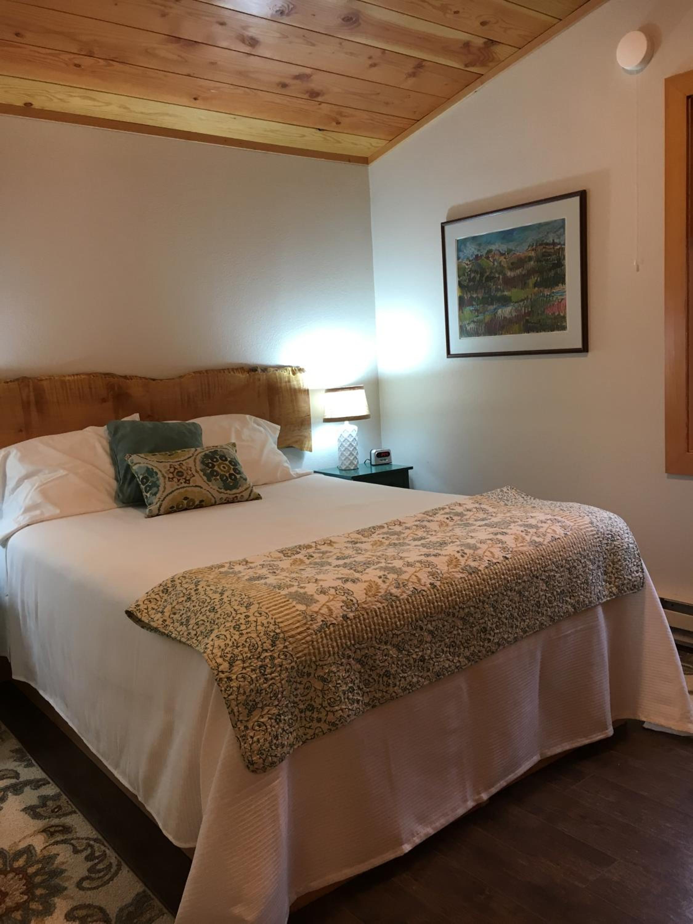 One-Bedroom Bungalow photo 2