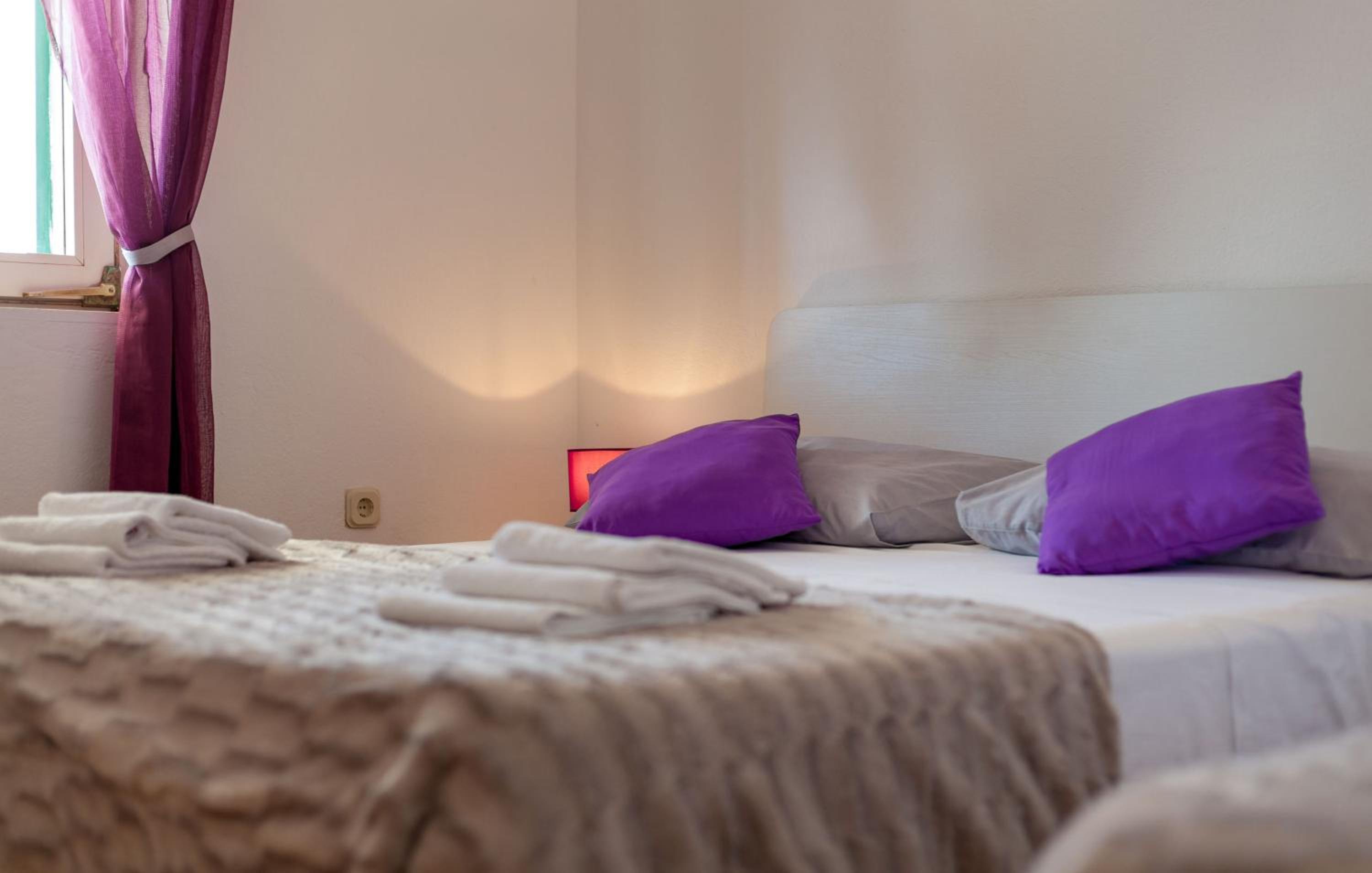 One-Bedroom Apartment with Terrace and Sea View photo 1