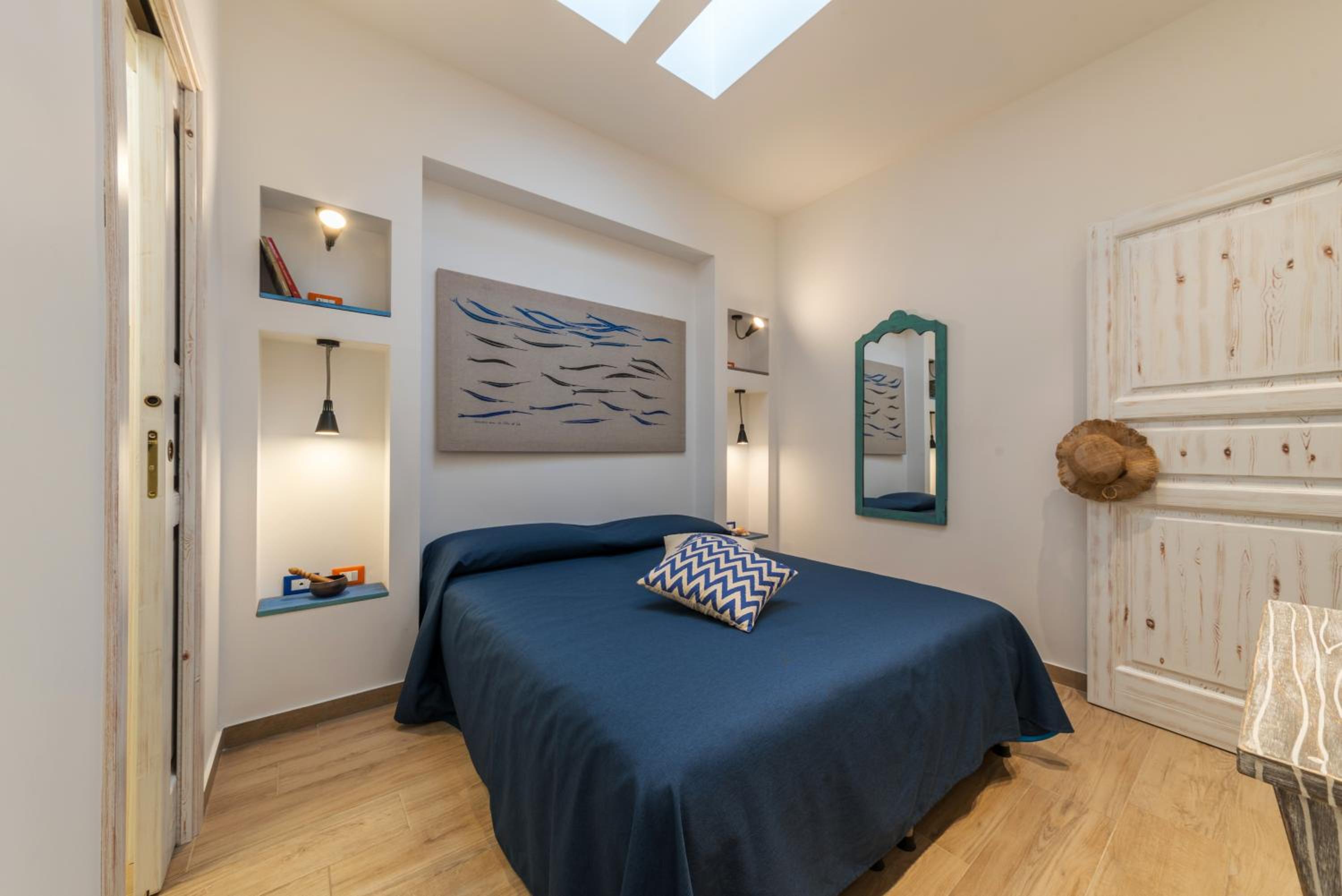 Economy Double Room photo 1