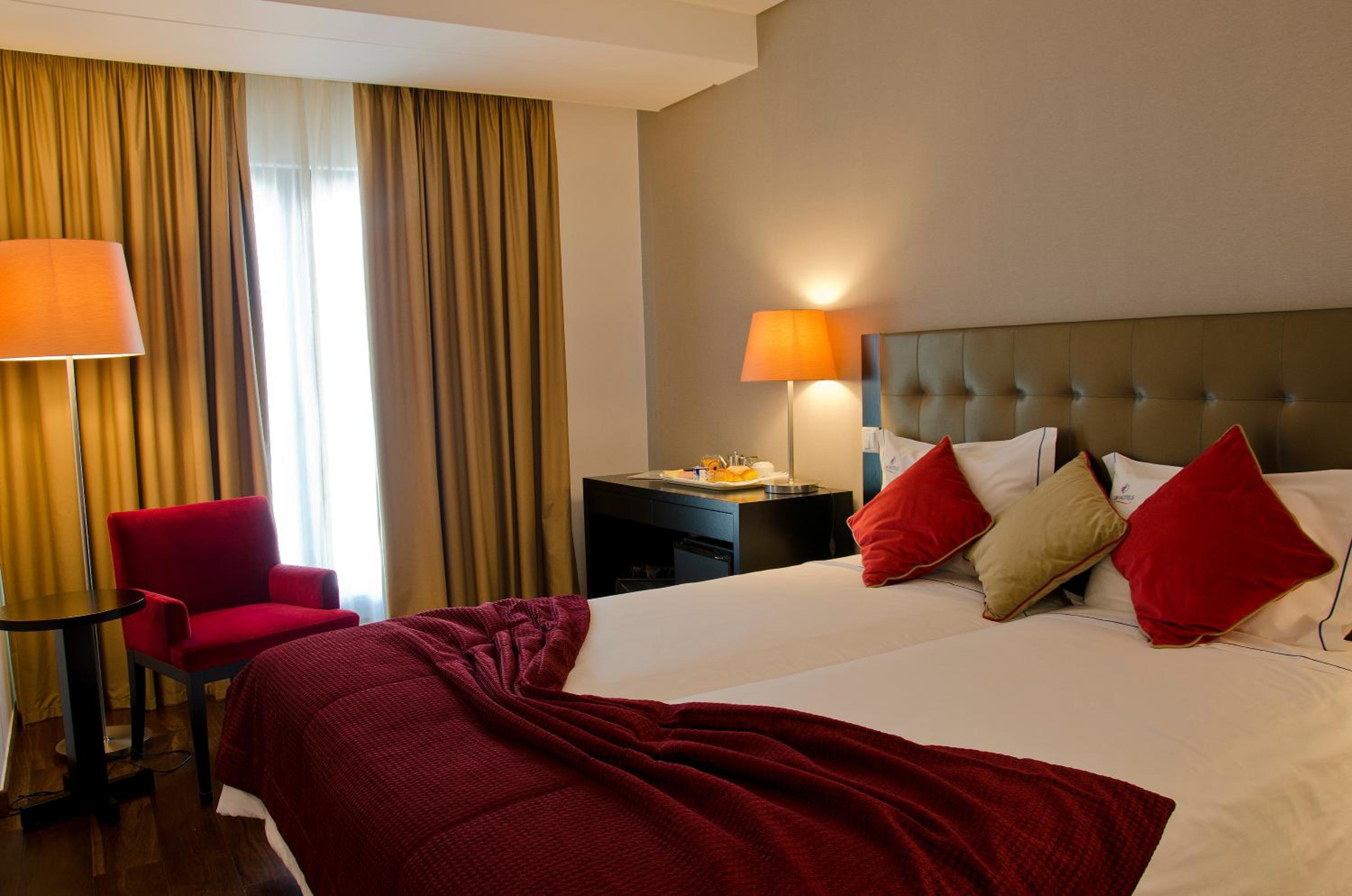 Available room
