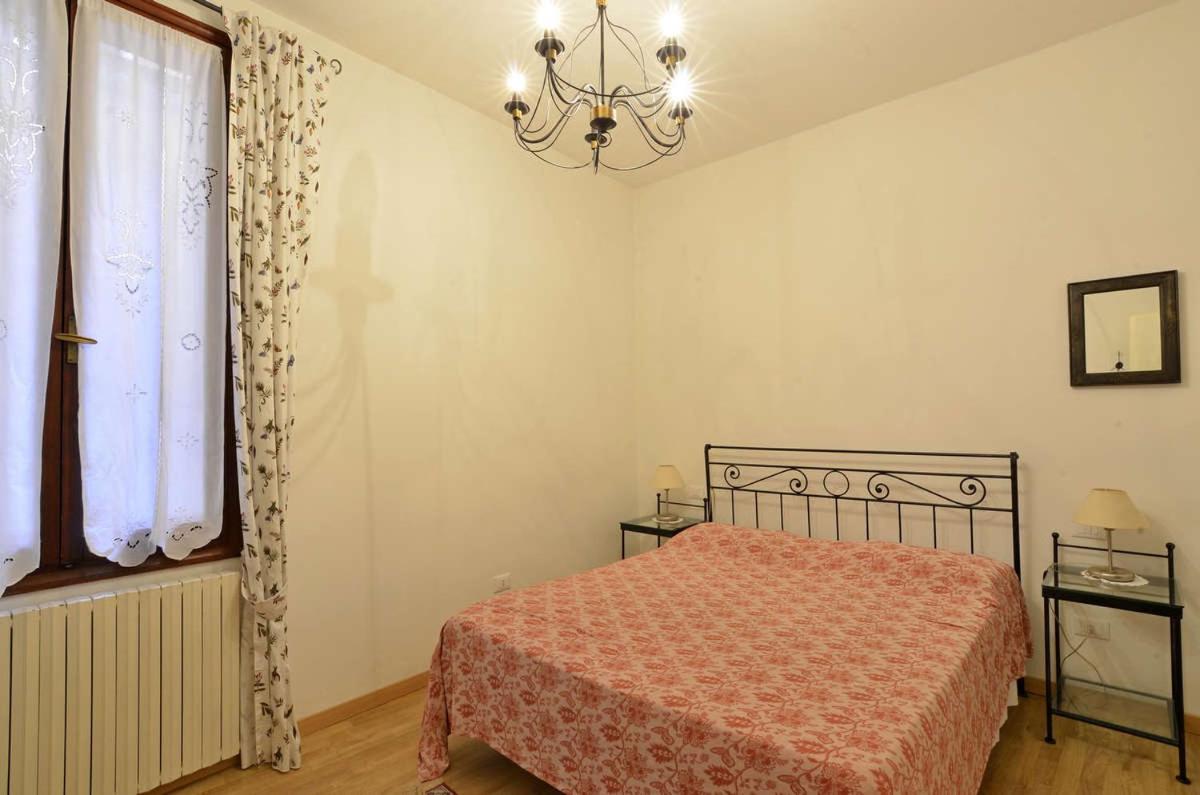 Economy Double Room photo 1