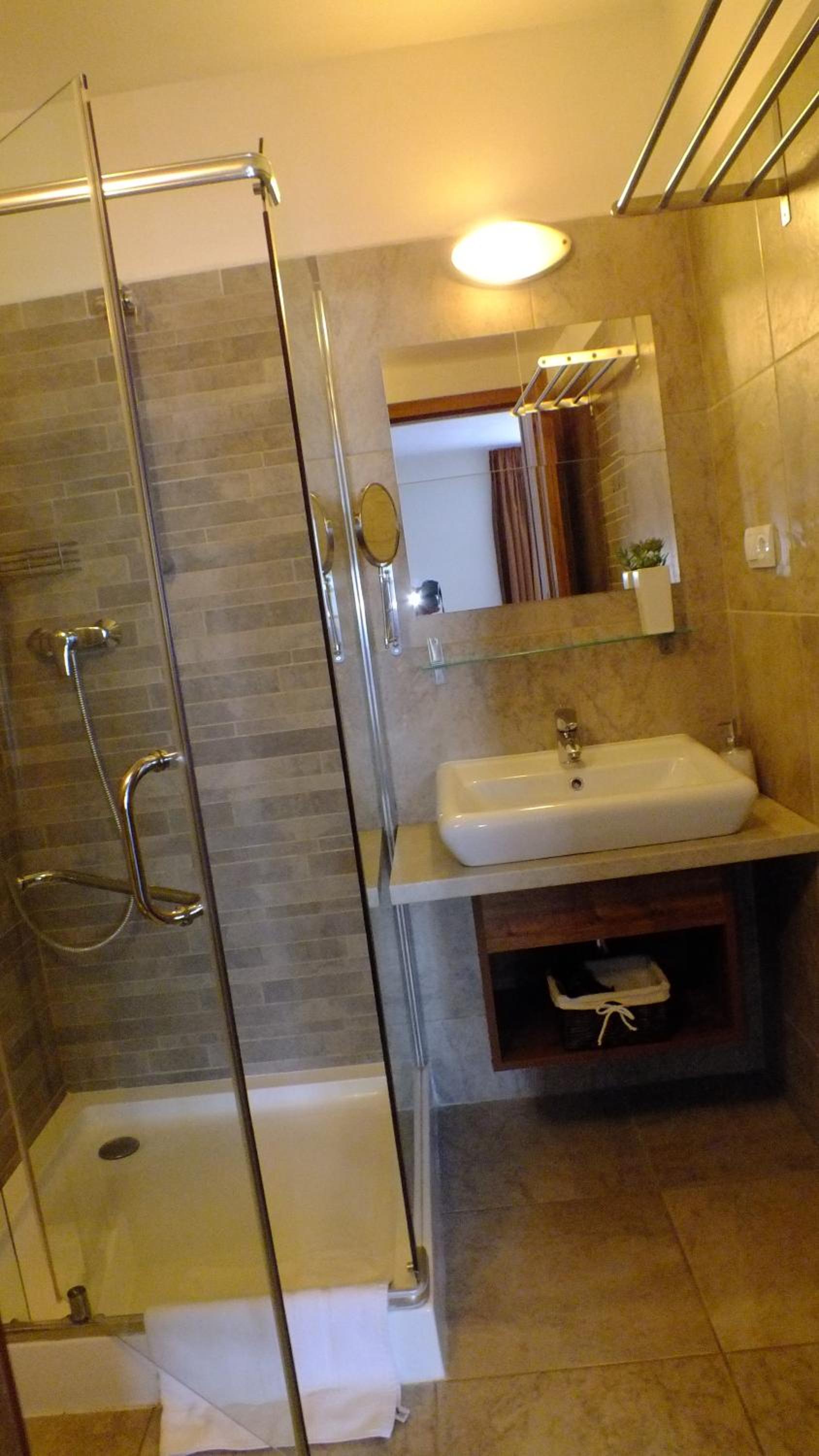 Triple Room with Terrace - Photo 14